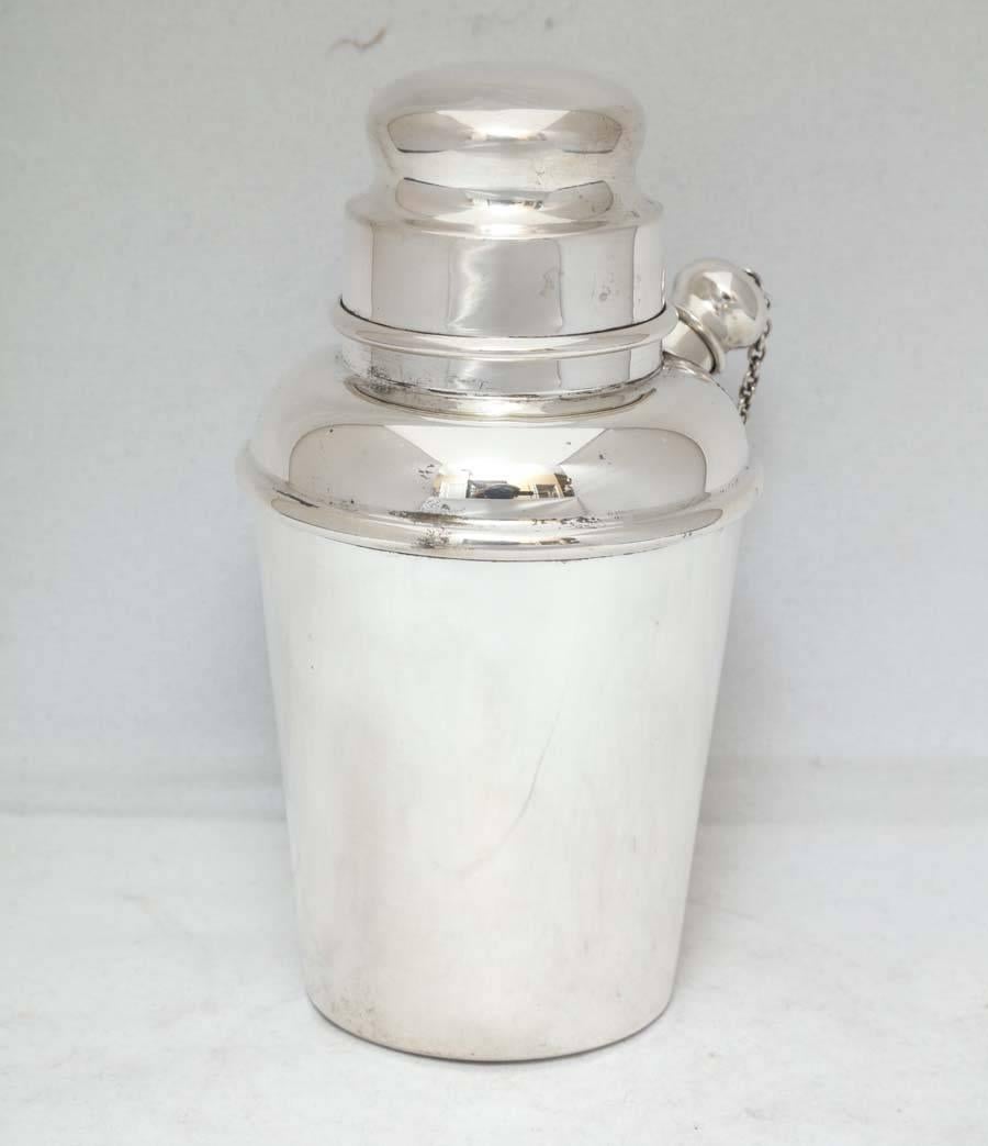 Mid-20th Century Art Deco-Style Sterling Silver Cocktail Shaker