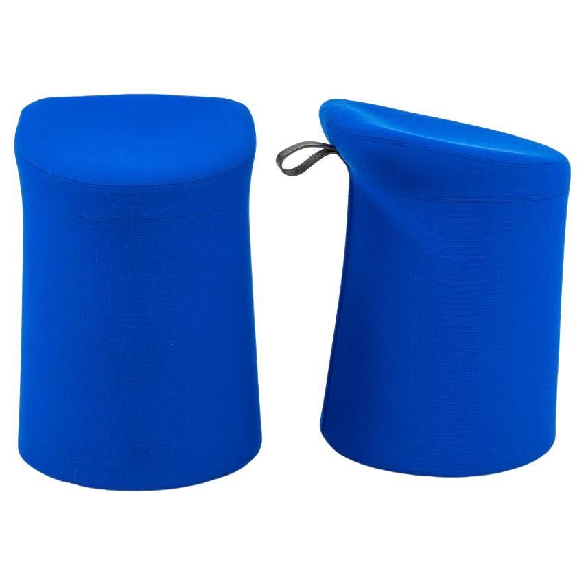 Sgabello basso Lilla 2.0 in tessuto blu reale di Patrick Norguet per Artifort, anni 2010 in vendita