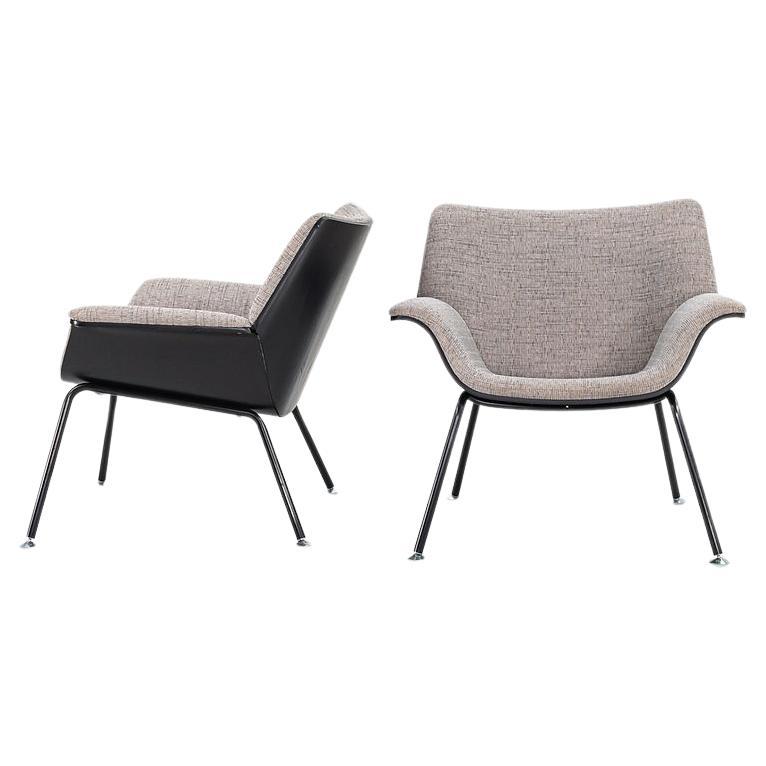 2016 Swoop Lounge Chair by Brain Kane for Herman Miller in Salt 
Pepper Fabric For Sale