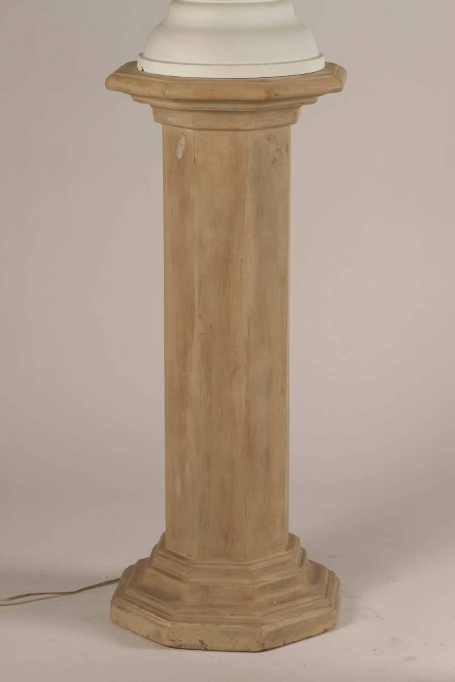 Pair of Urns on Columns Light Fixtures In Excellent Condition For Sale In Los Angeles, CA