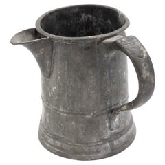 Brocca in peltro in stile rinascimentale inglese