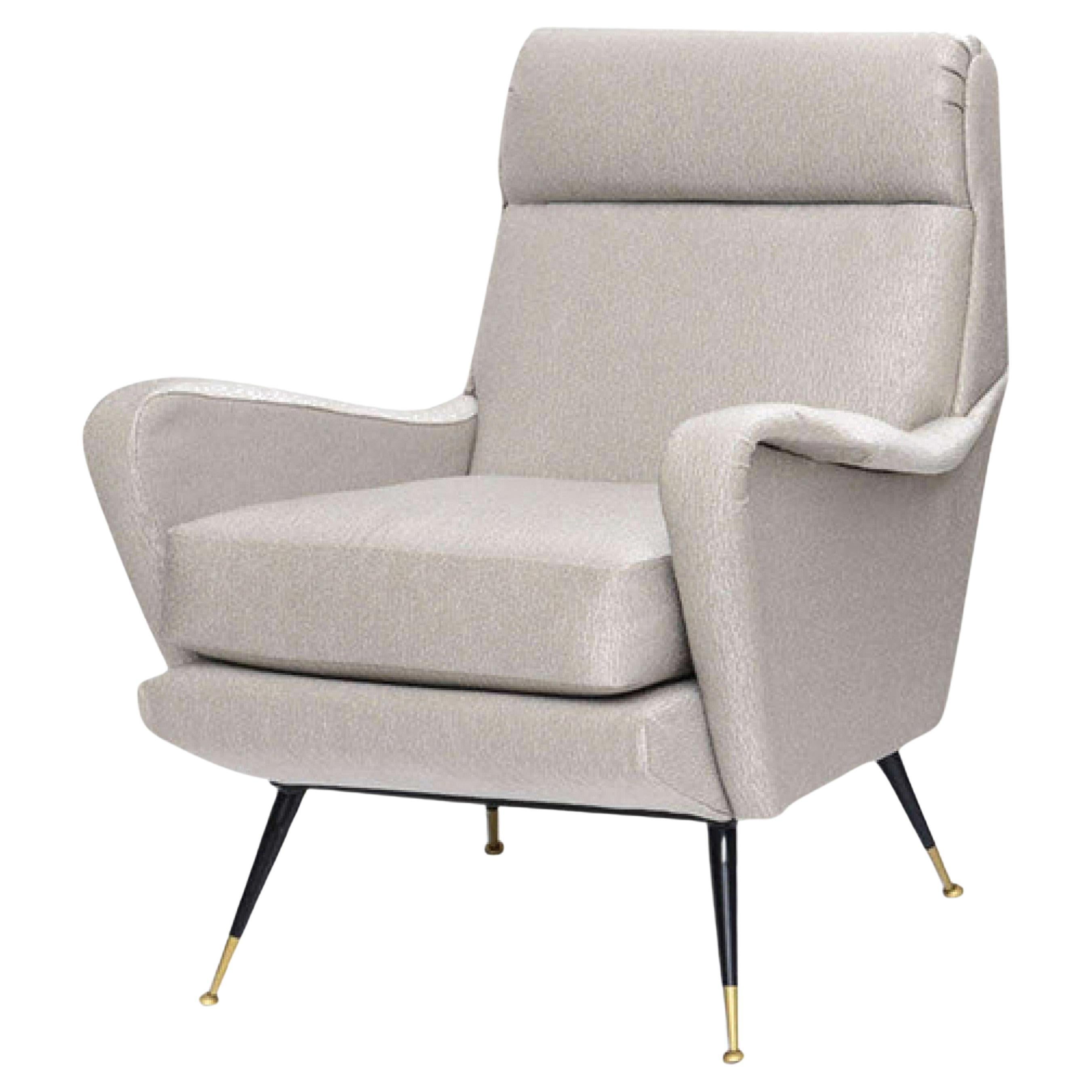 Fauteuil italien en laiton émaillé et tapissé, attribué à Carlo de Carli