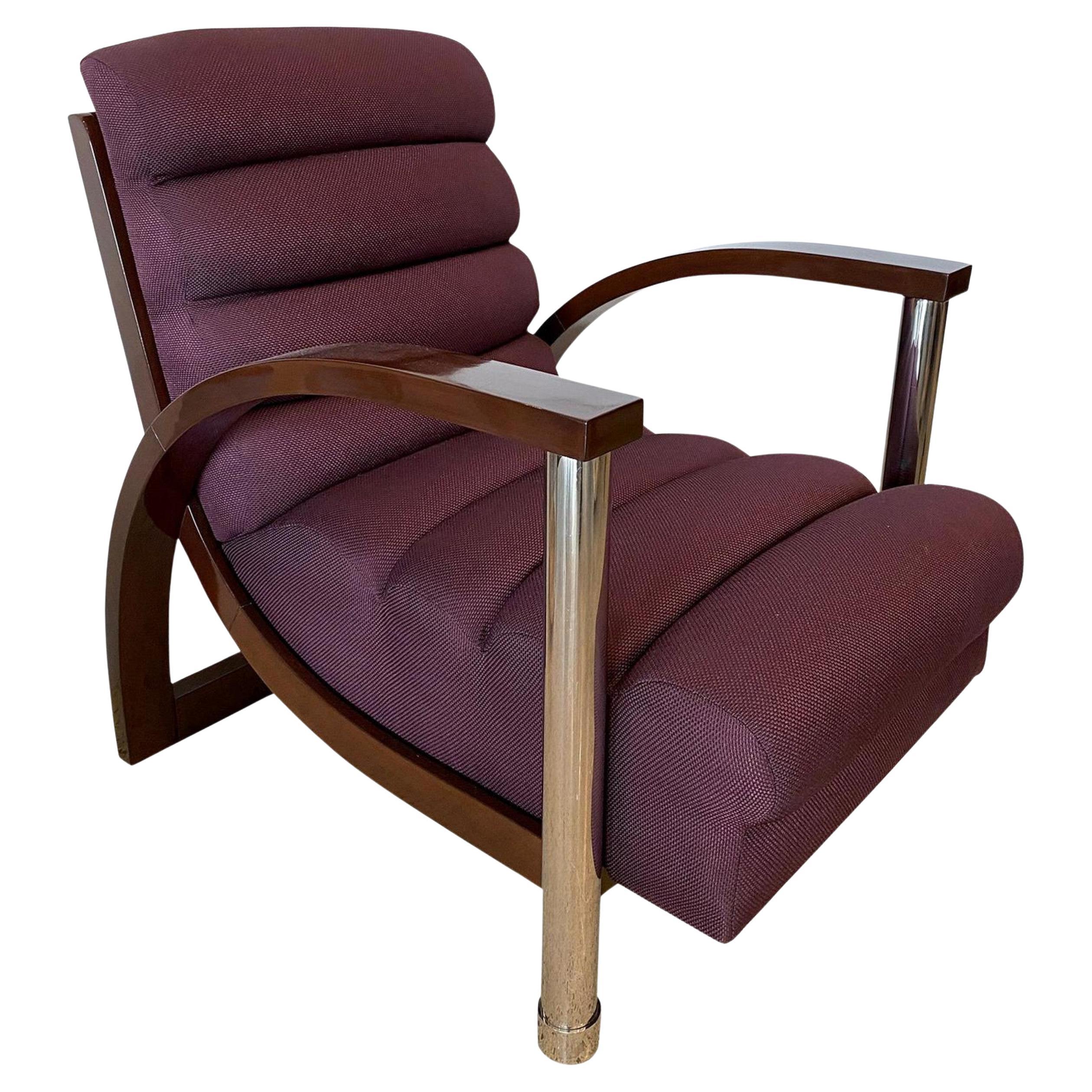 Chaise Eclipse moderne américaine en chêne foncé et chrome à revêtement cannelé Jay Spectre en vente