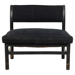 Paar Harvey Probber Extra Wide Black Upholstered Slipper Chairs