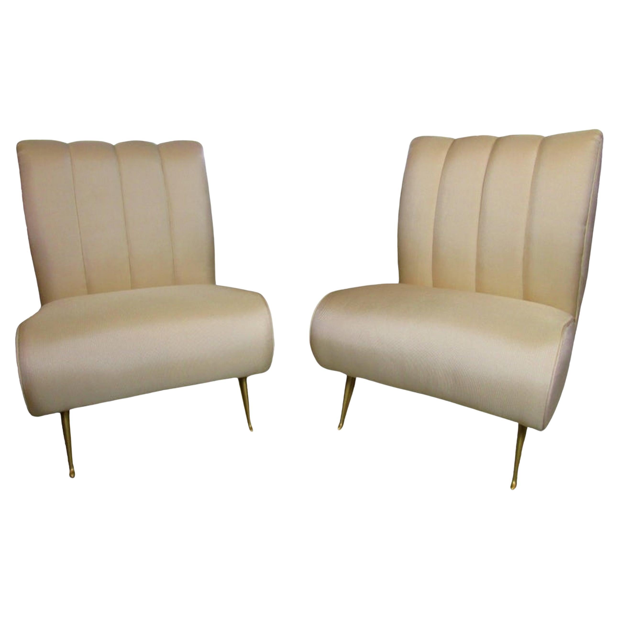 Pair of Italian Modern Slipper Chairs, Isa, Attributed to Gio Ponti For Sale