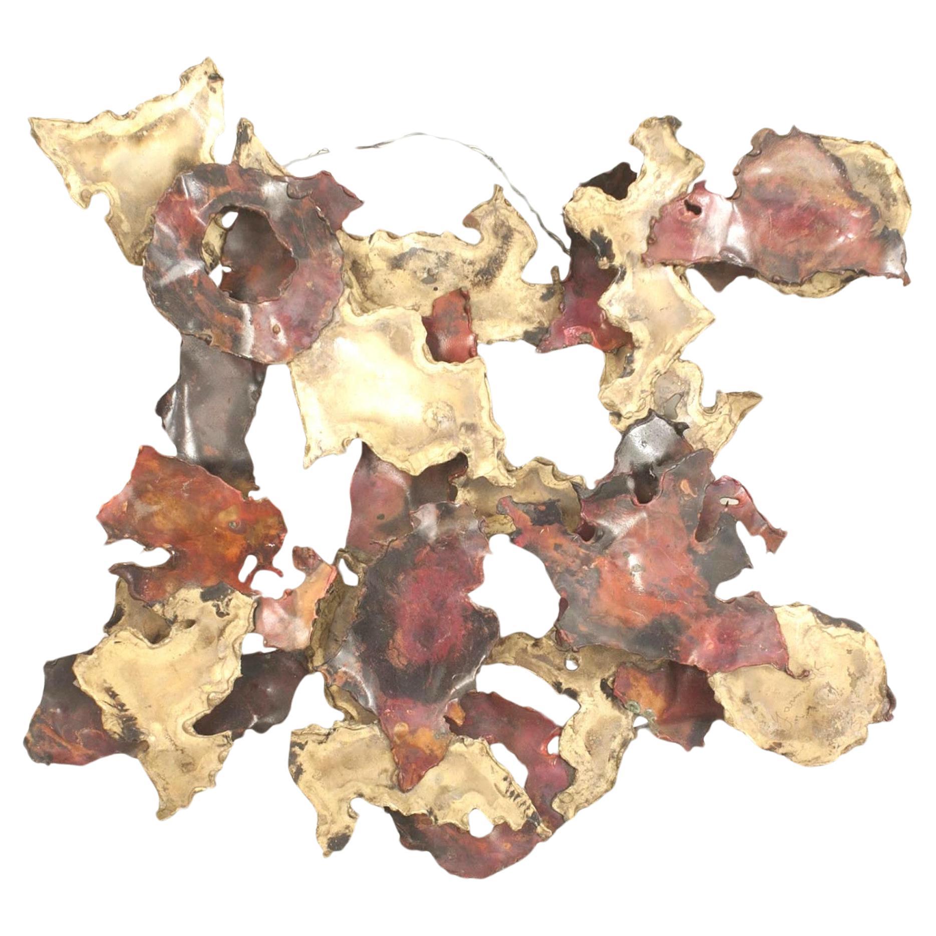 Sculpture américaine d
après-guerre peinte en laiton et rouge Yarmack