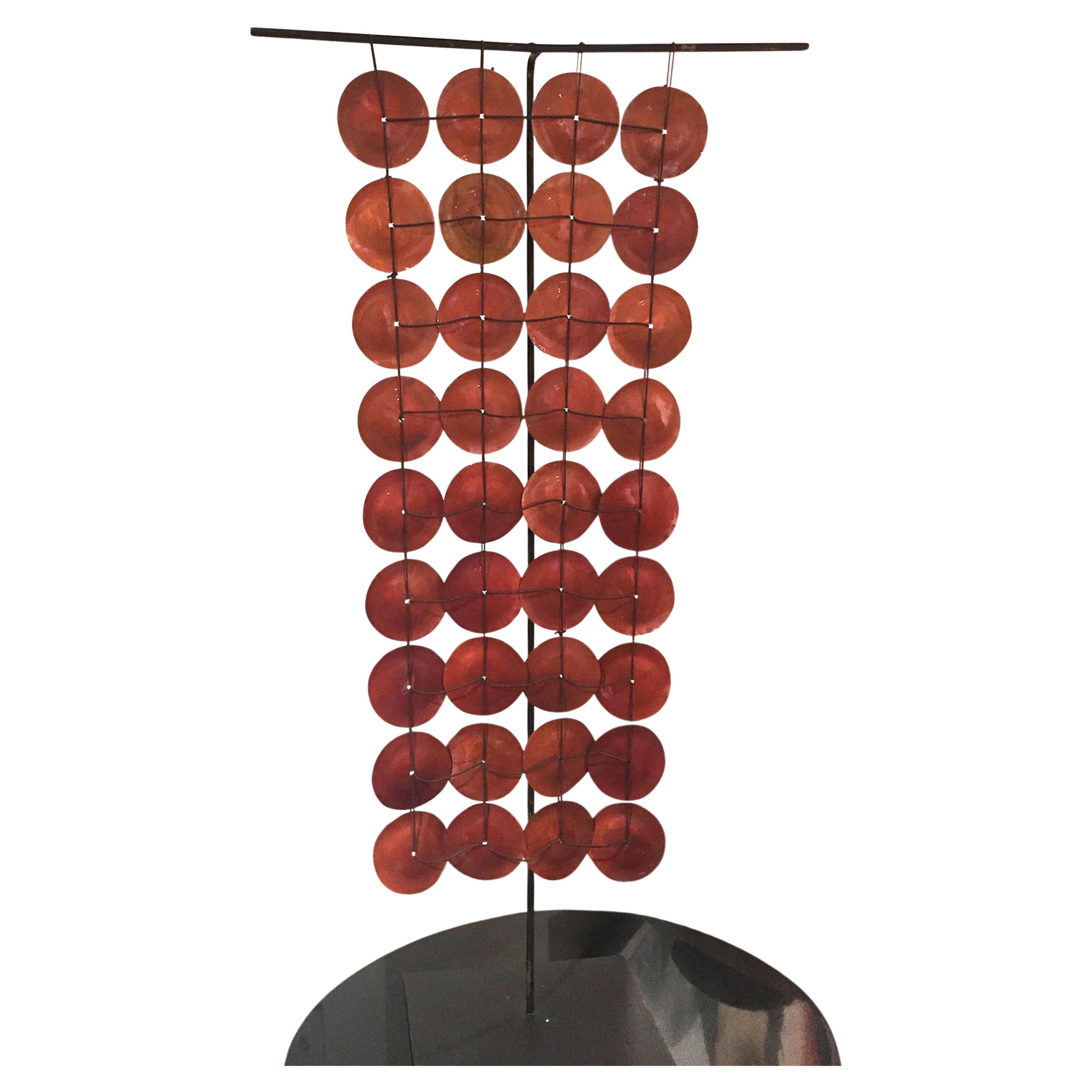 Sculpture en plaques de cuivre martelées de Robert Lee Morris, années 1980, 36 plaques en vente