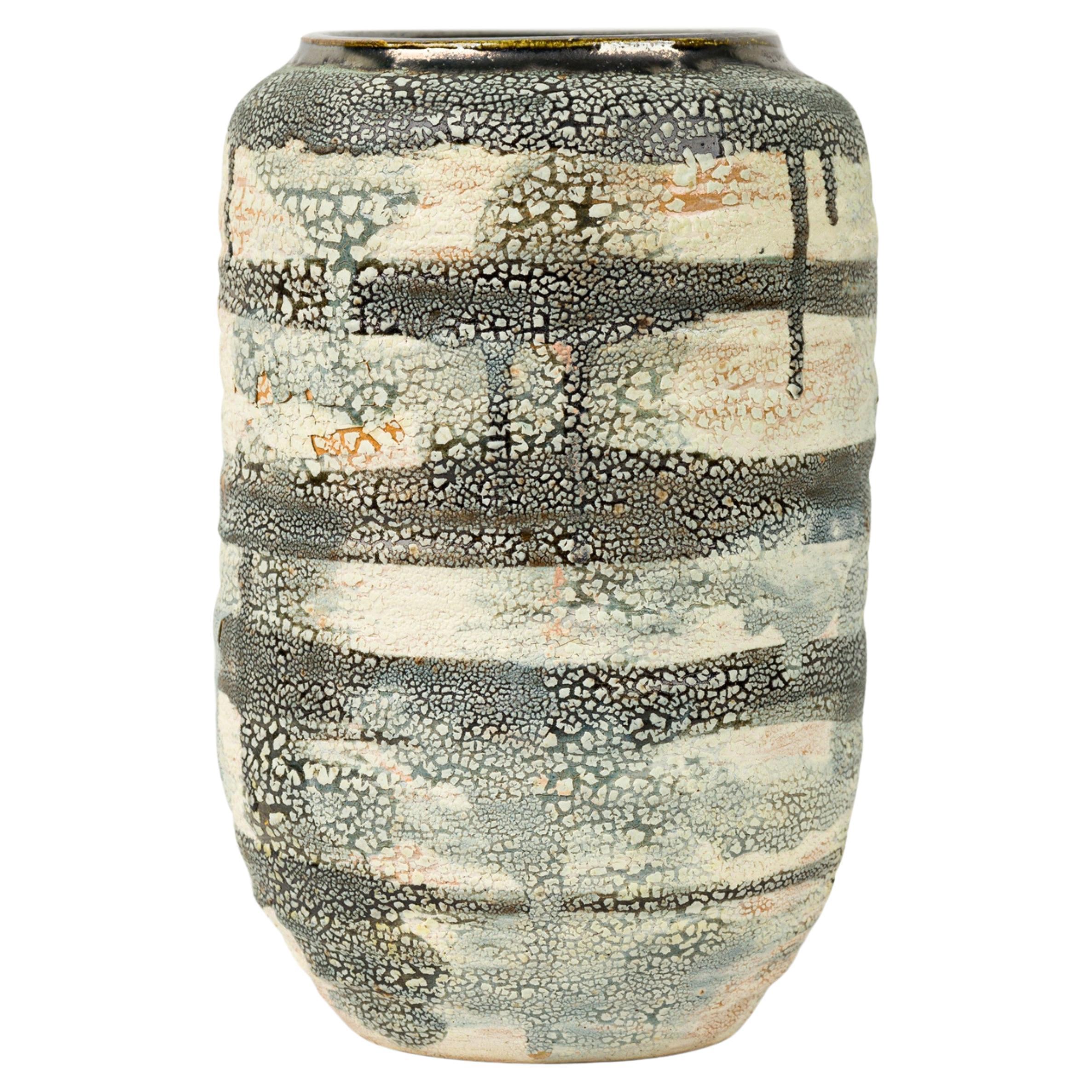 Gary DiPasquale Schwarze Schwarze, grau-weiße Vase mit großem Tropfmuster und schwarzem Innenraum