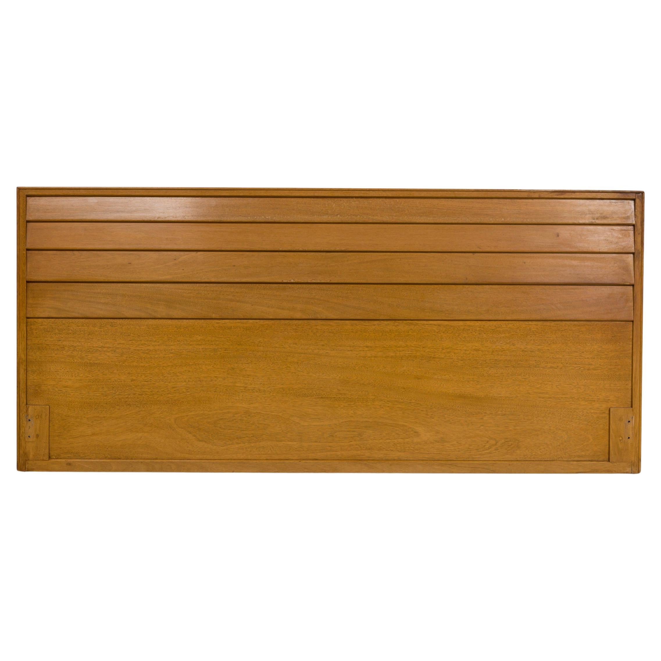 Edward Wormley para Dunbar Furniture Co. Cabecero de lamas de caoba tamaño King en venta