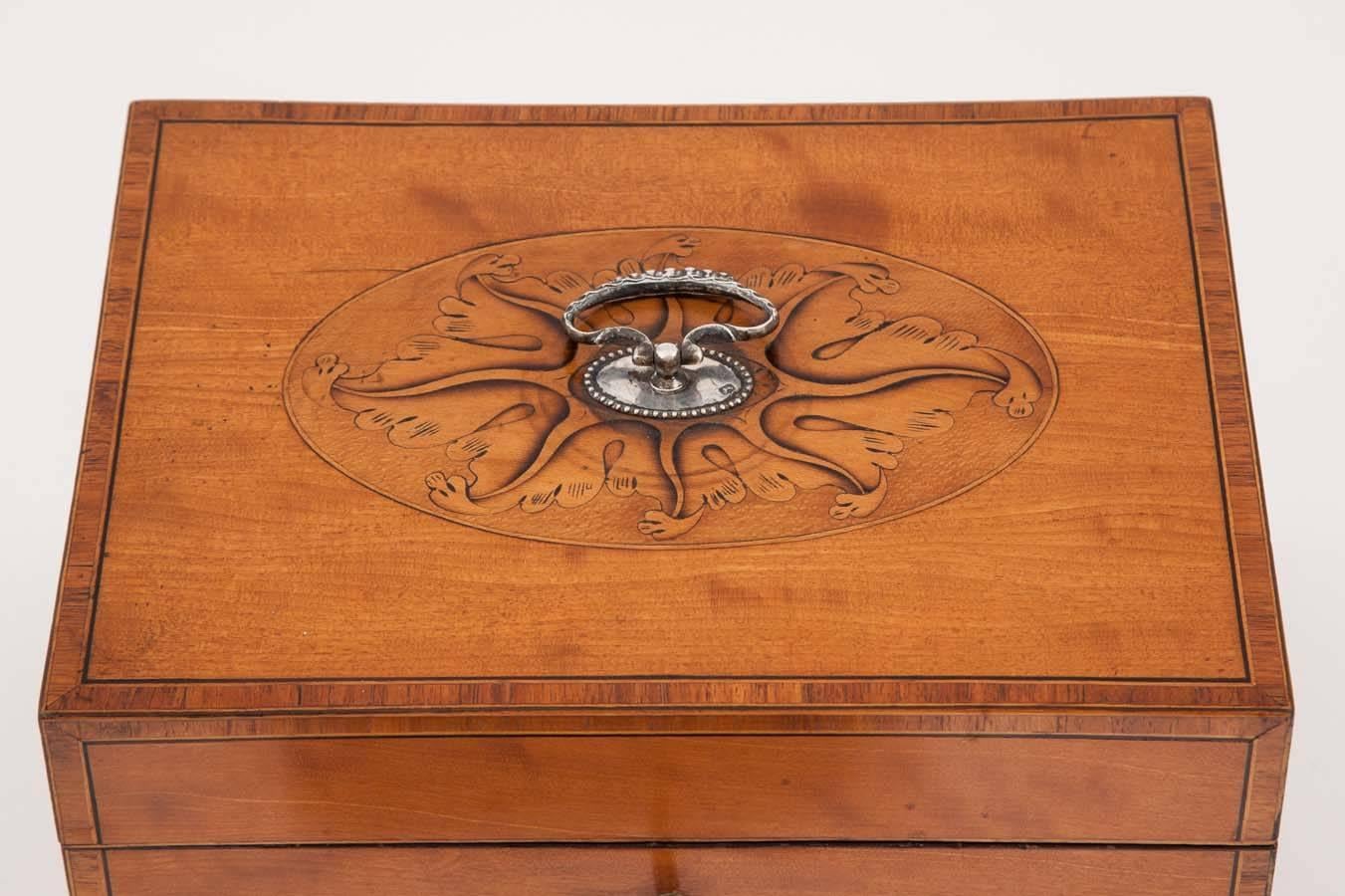 George III 18th century Satinwood Tea Caddy with original interior