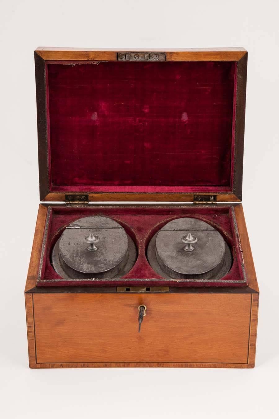 English 18th century Satinwood Tea Caddy with original interior