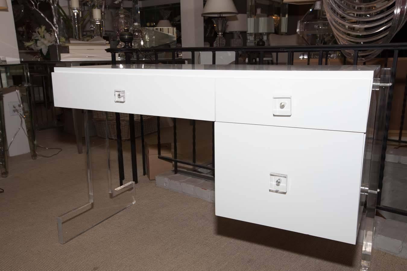 Very Attractive and Unusual White Lacquer Desk with Lucite Sides 4