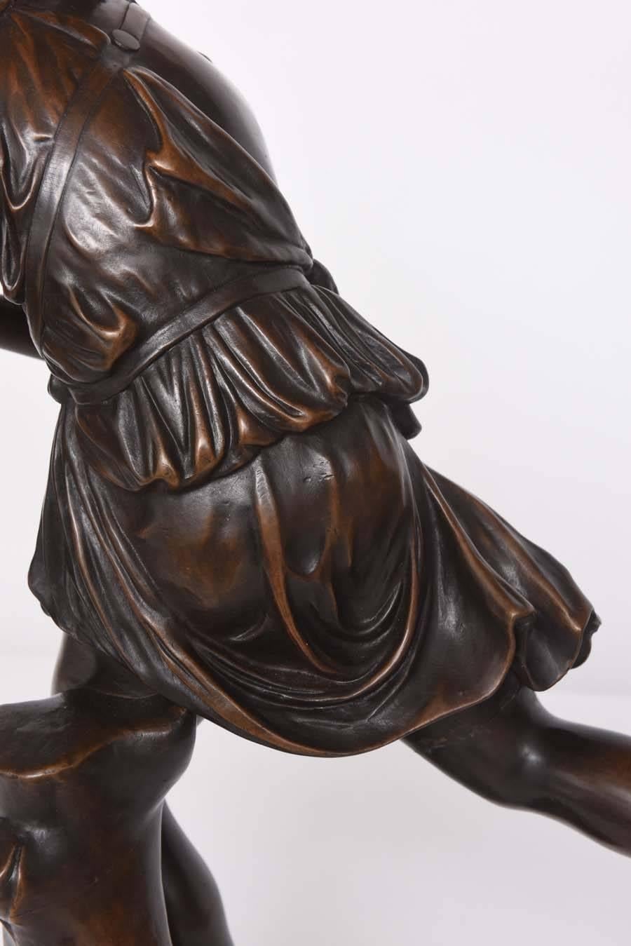 Bronze Sculpture en bronze d'Atalante par la F. Barbedienne Foundry en vente