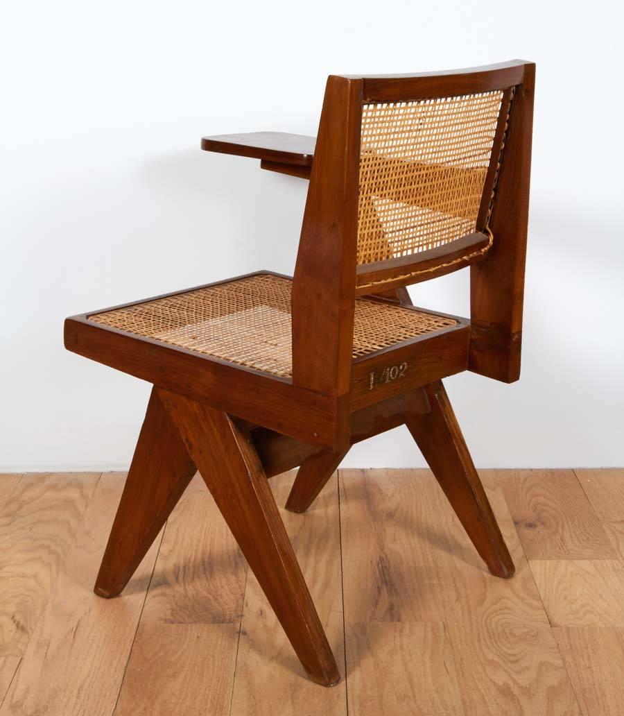 Pierre Jeanneret, Stuhl mit einem Armlehne (Gehstock) im Angebot