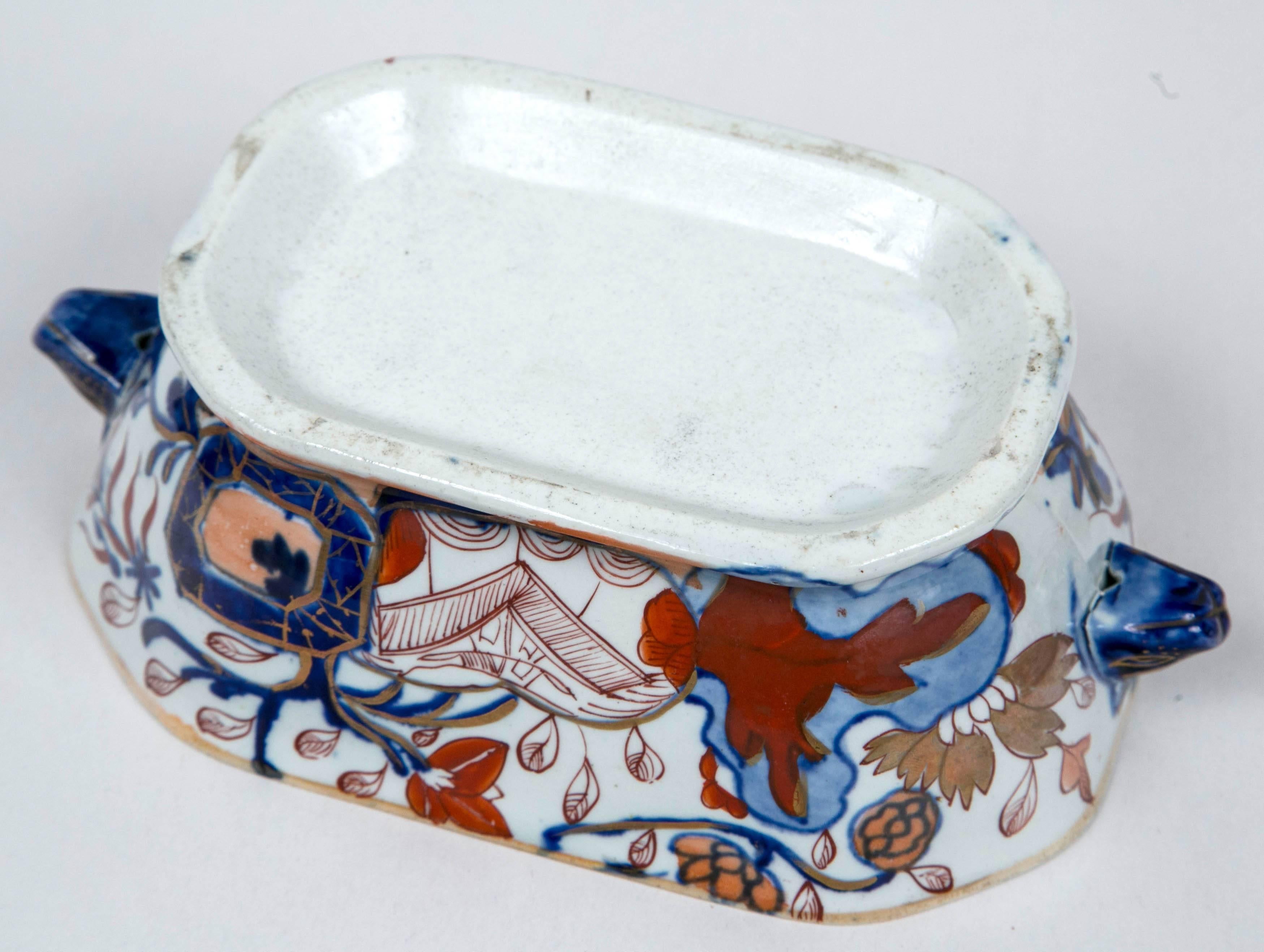 Masons Ironstone Tureen with Lid In Excellent Condition In Stamford, CT