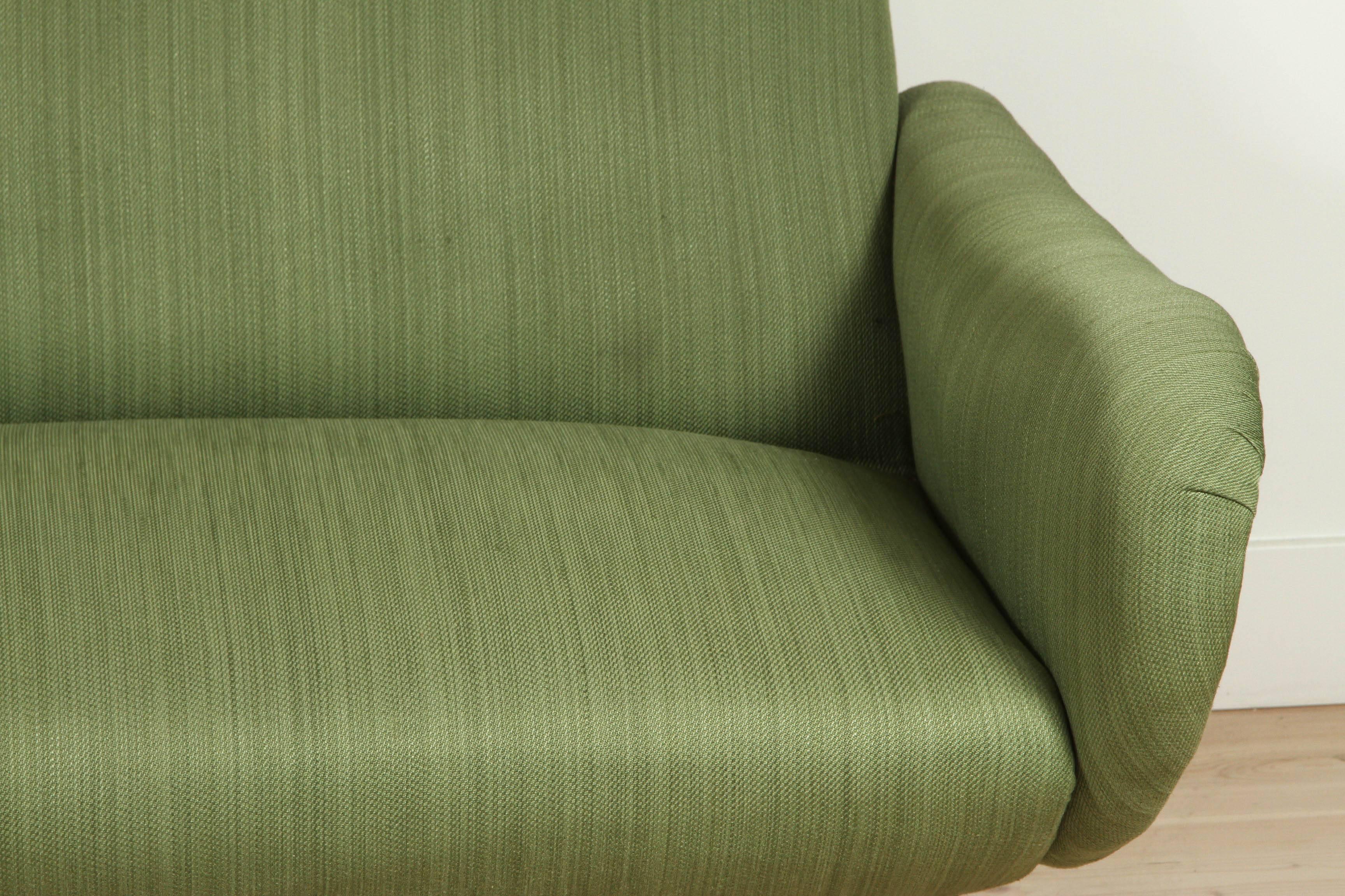 Italian Green Settee with Brass Details In Excellent Condition In Los Angeles, CA