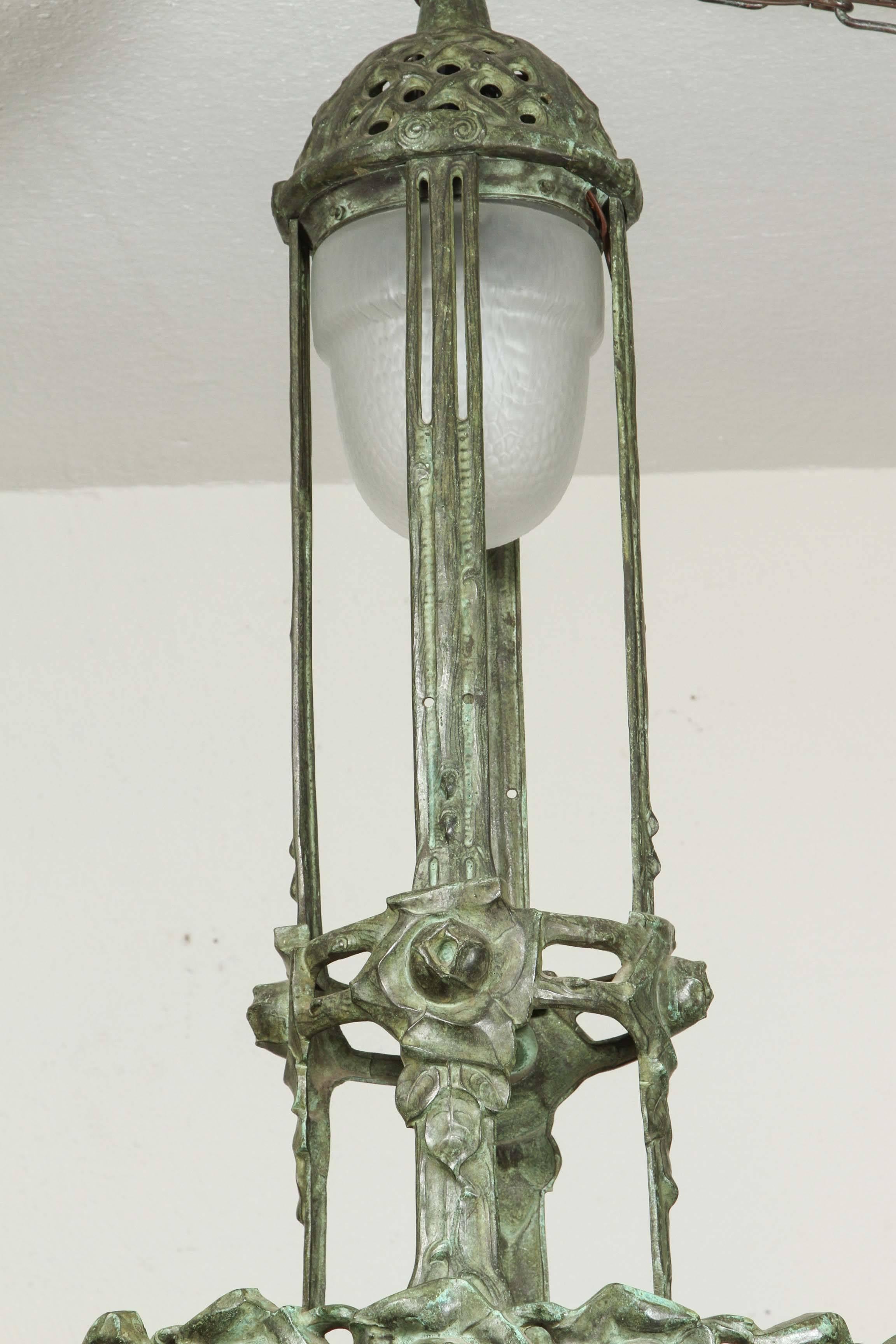 Francese Notevole lampadario d'epoca in stile Art Nouveau in vendita
