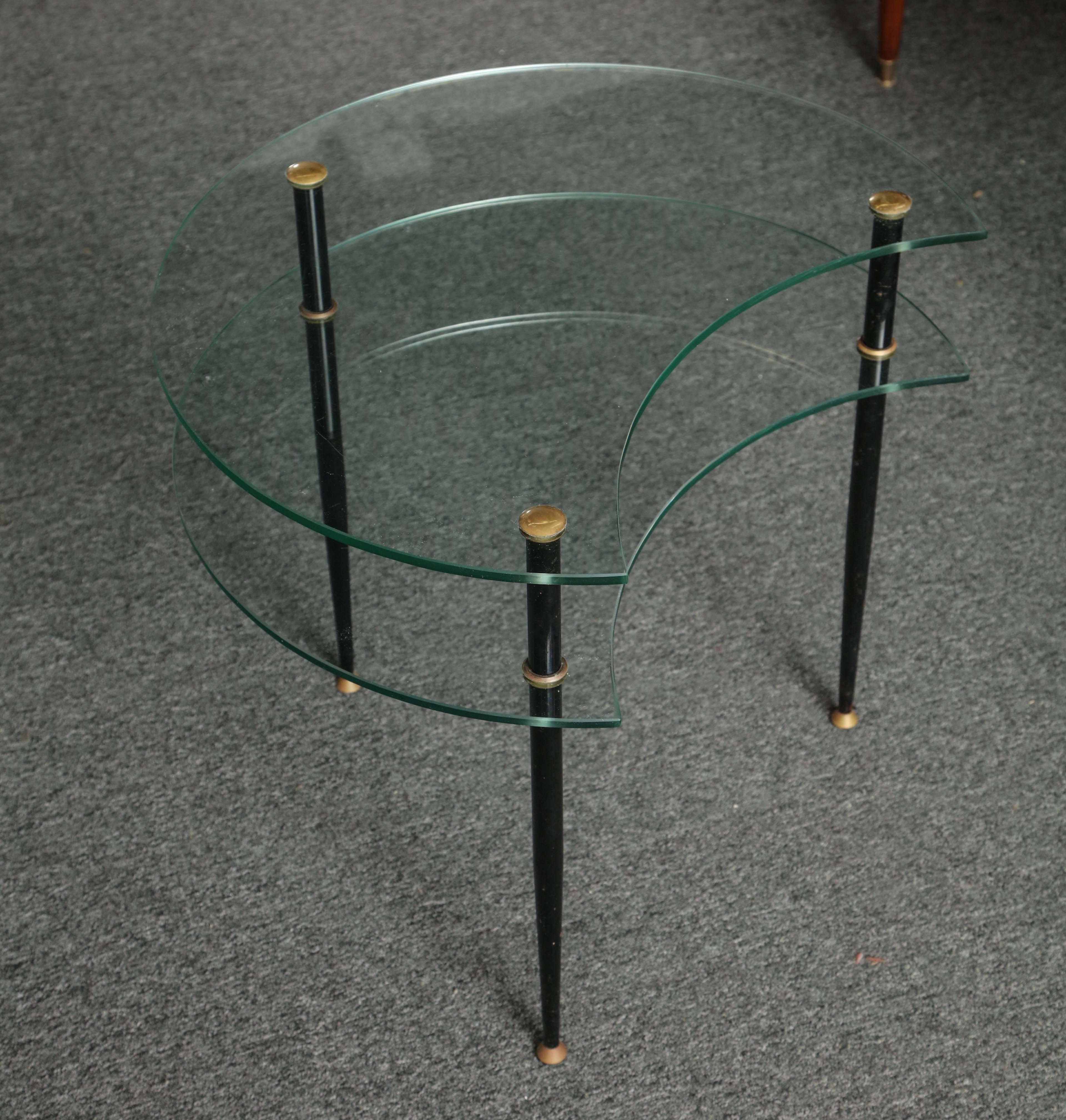 Hand-Crafted Stylish side table made in Italy 1960 by Vitrex, designed by Eduardo Paoli For Sale