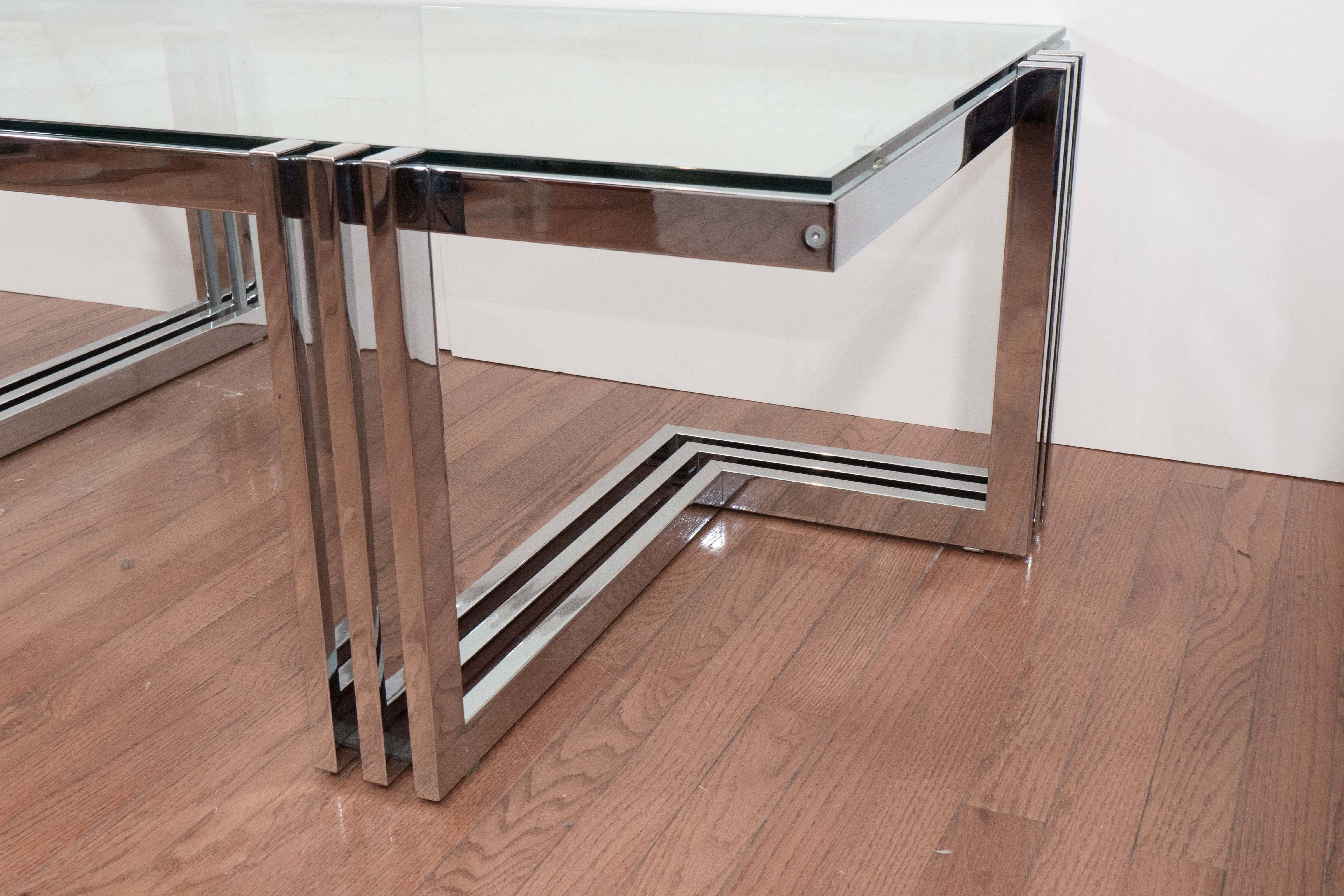 Mid-20th Century Linear design coffee table