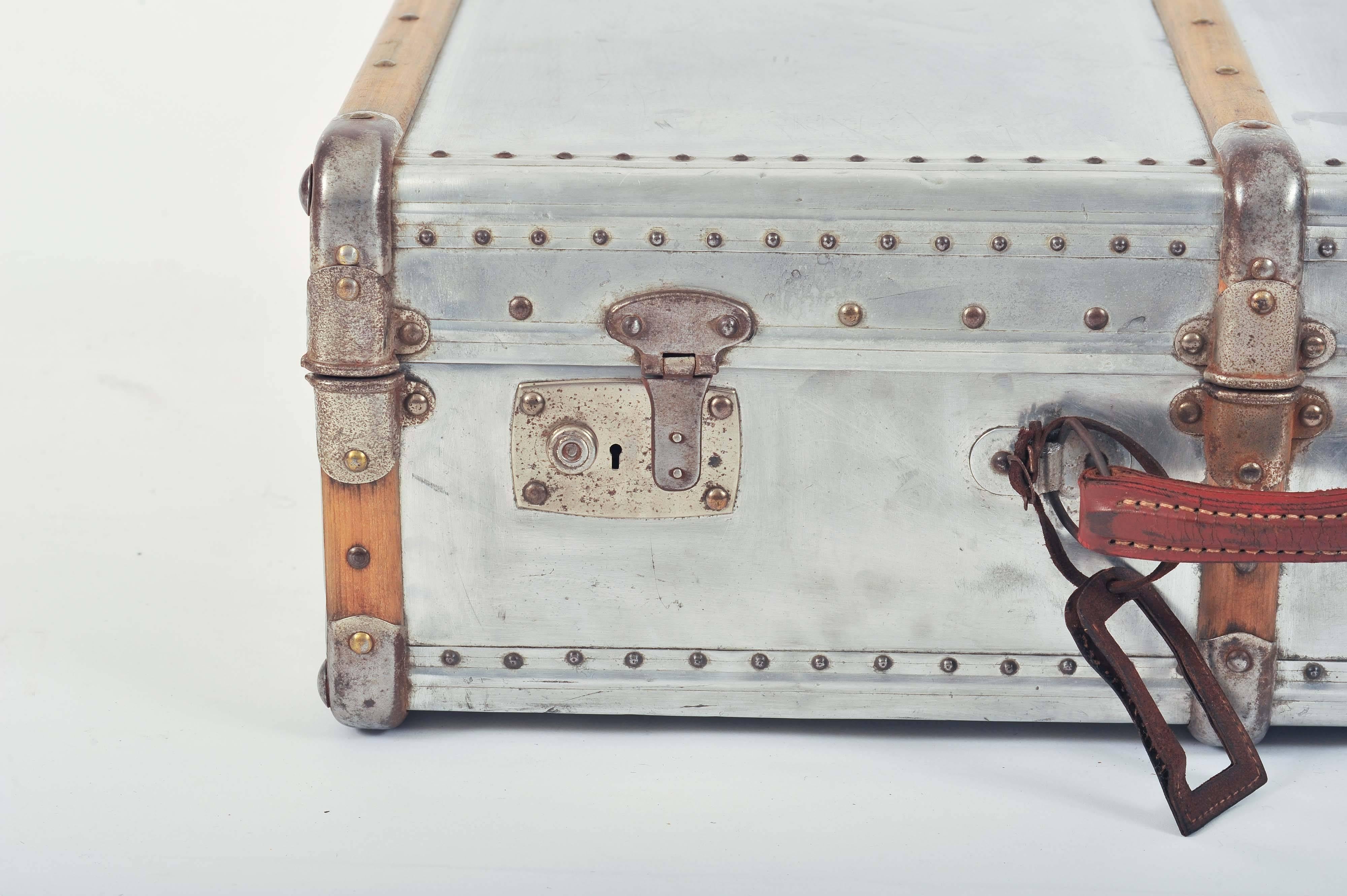 Aluminum and Wood 1950s Suitcase In Excellent Condition In Kent, GB