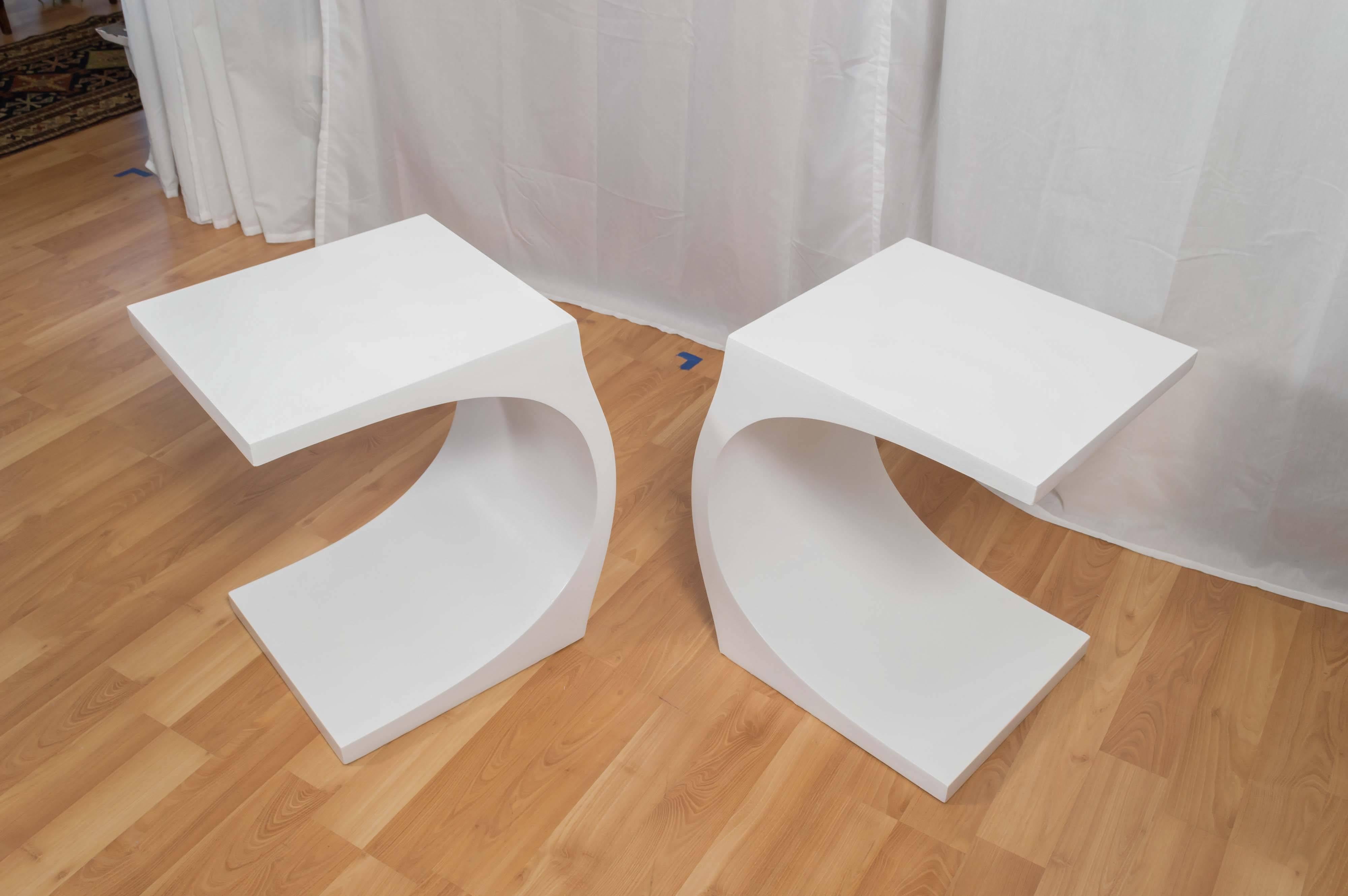 Late 20th Century Pair of Mod Modeline Curvaceous Cantilevered End Tables