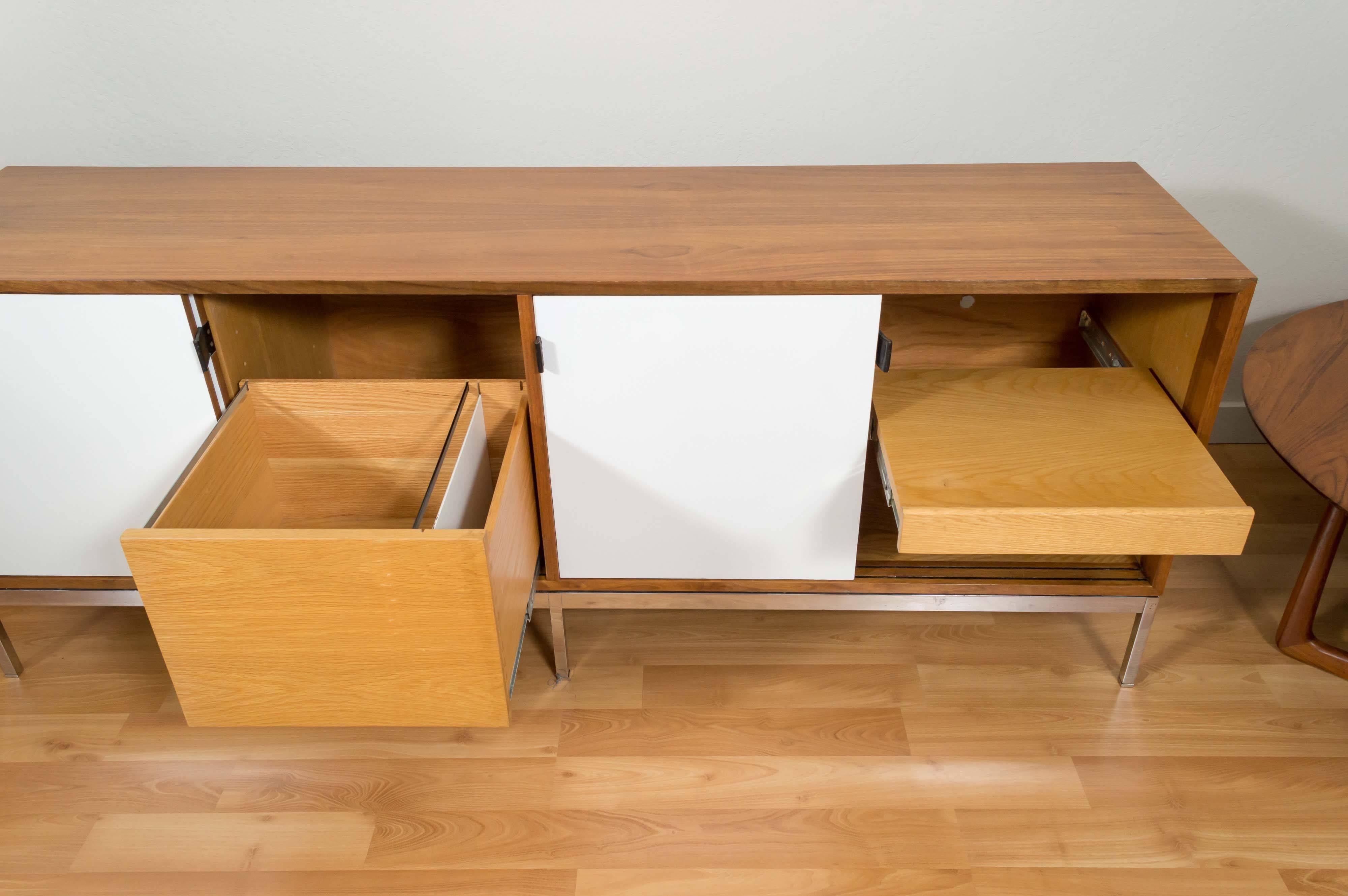 Mid-20th Century Florence Knoll for Knoll Associates Four-Door Walnut and Laminate Credenza