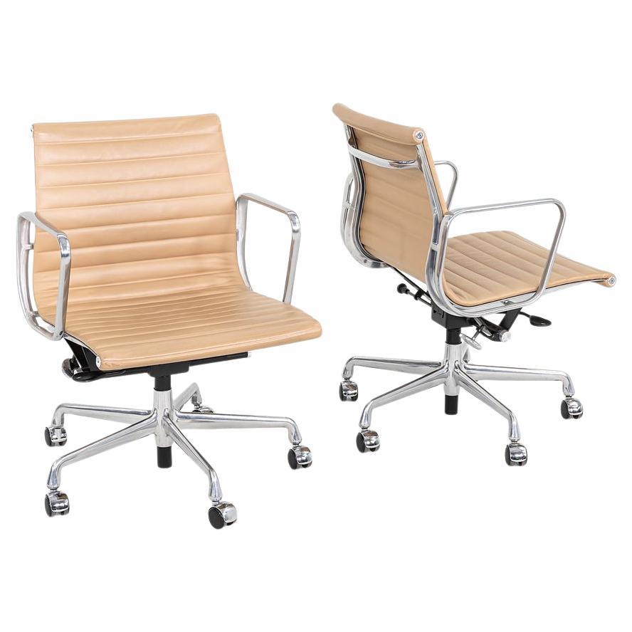 2014 Herman Miller Eames Aluminum Group Management Desk Chairs in Beige Leather