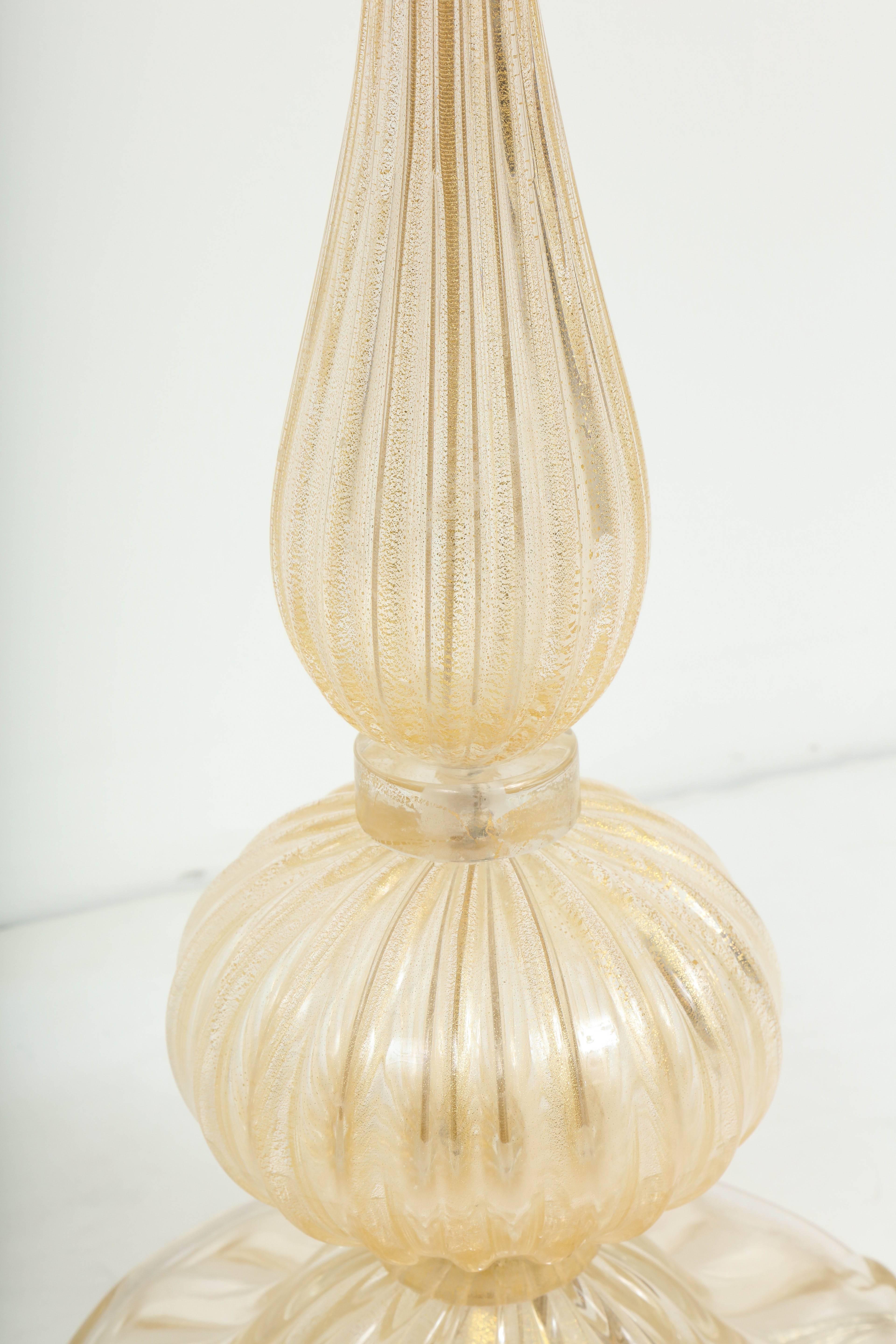 Pair of Italian Murano Ivory Infused with Gold Glass Lamps 2