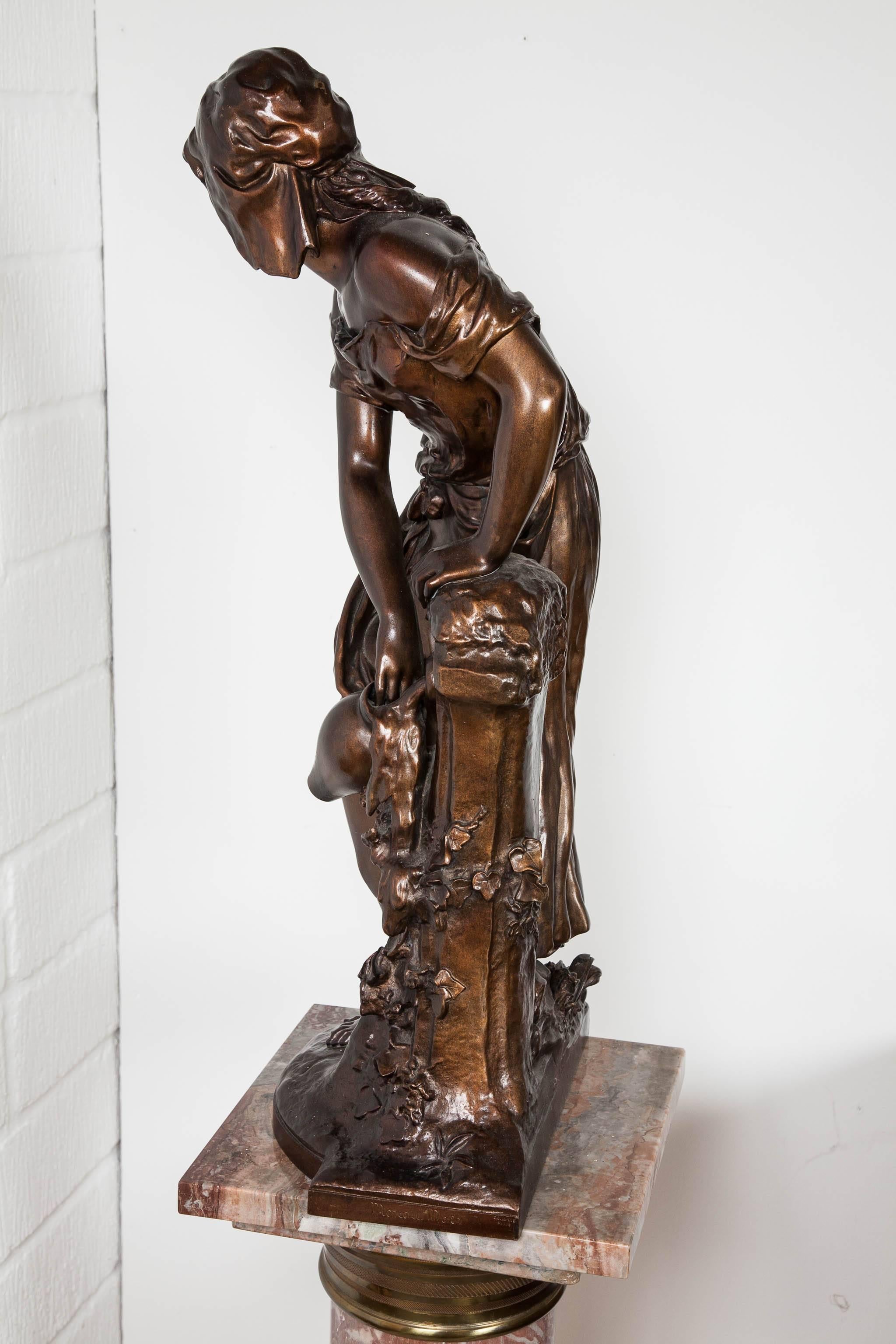 Bronze Figure of a Maiden Filling a Jug by a Fountain by Mathurin Moreau For Sale 4