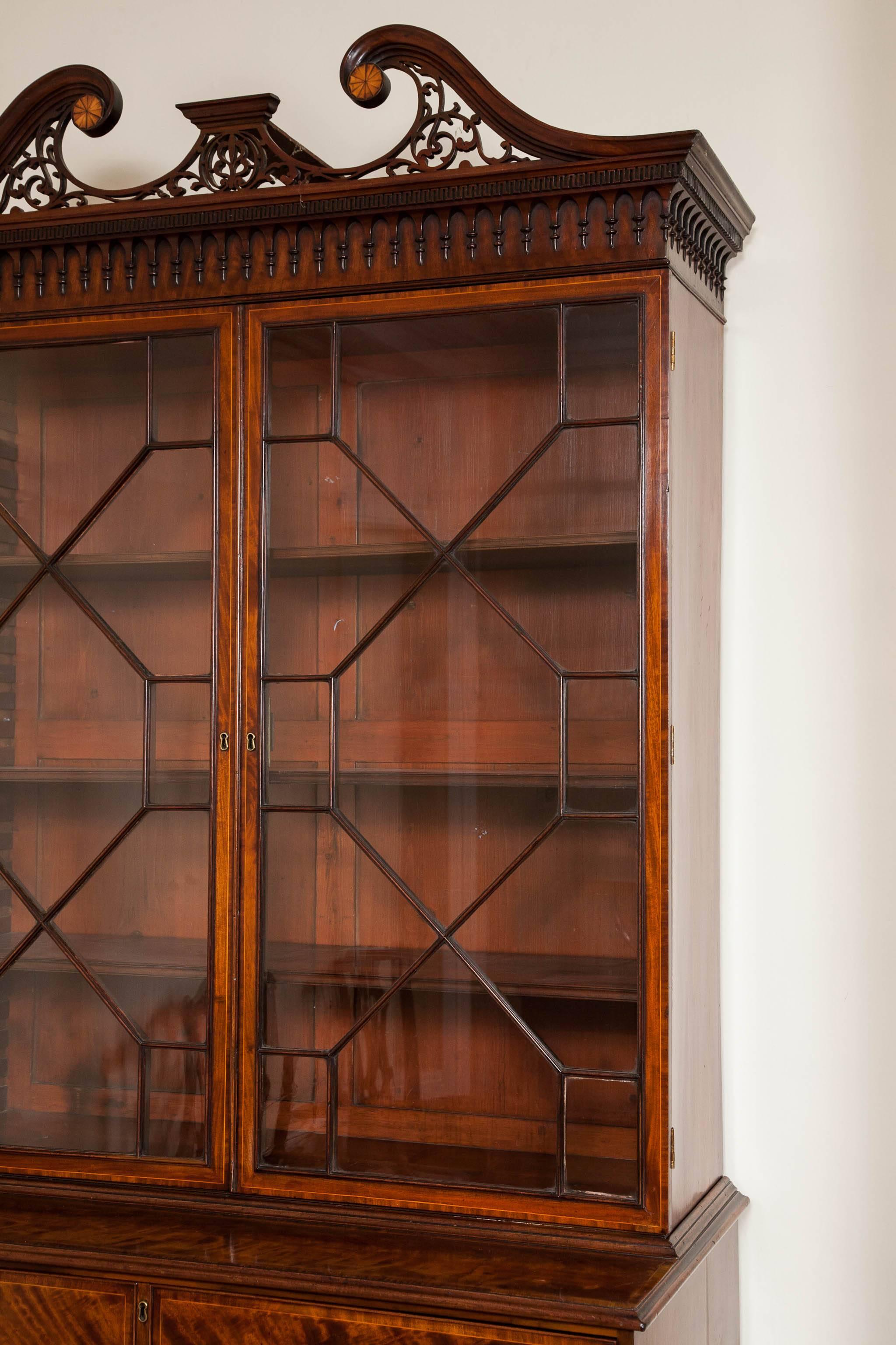 Mahogany Bookcase, George III Period, 18th Century For Sale 5