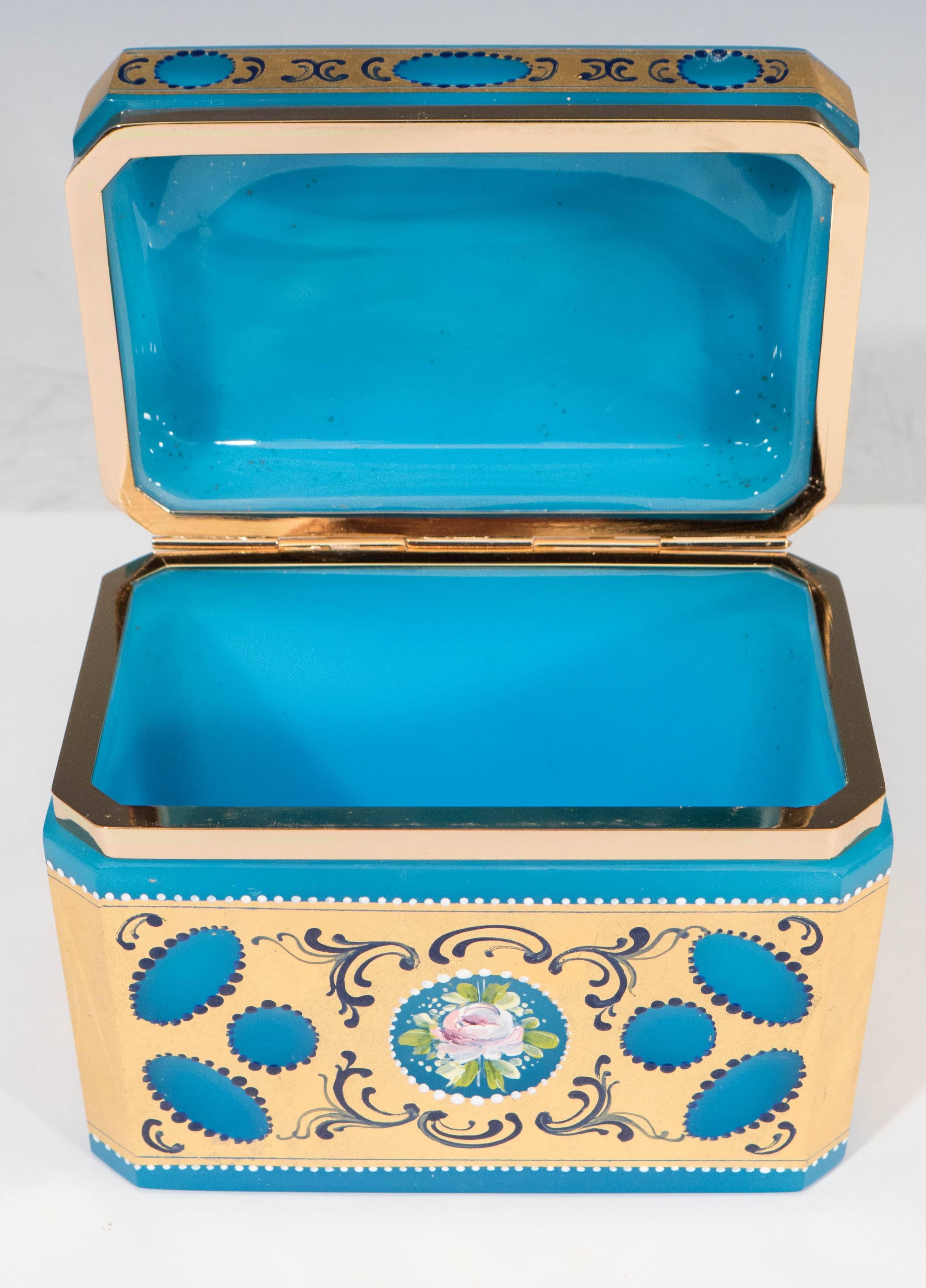 Mid-Century Hand-Painted & Gilded Blue Murano Glass Box In Good Condition In New York, NY