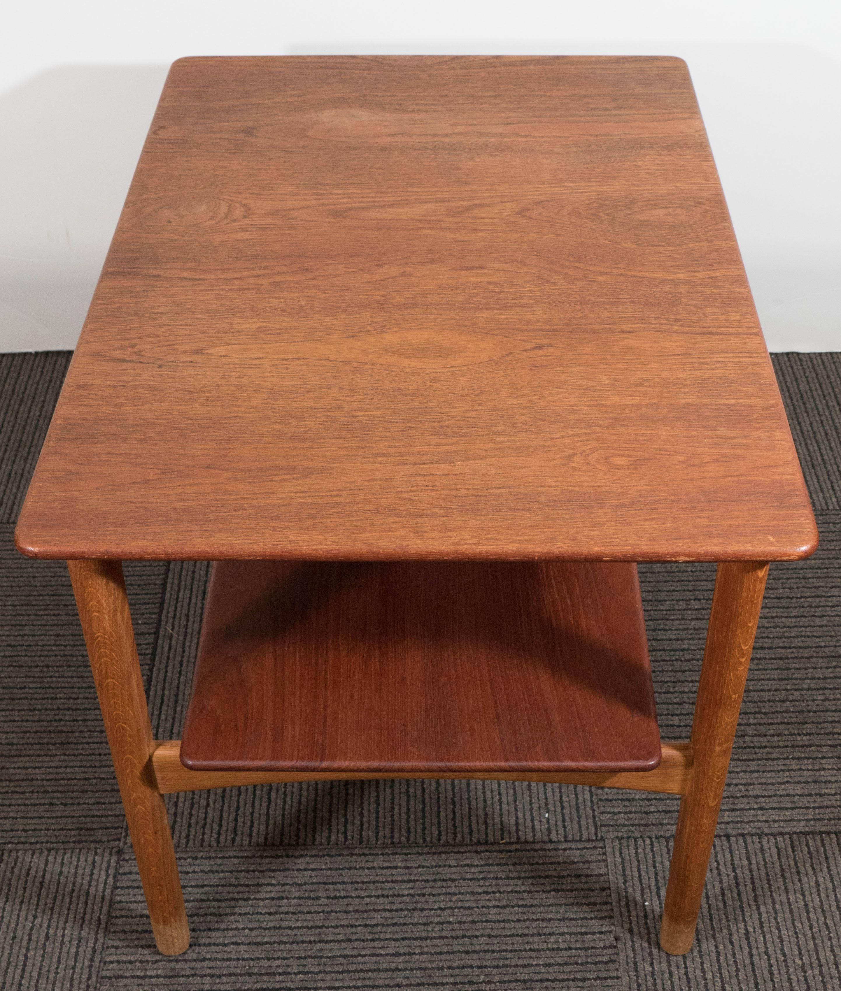 Scandinavian Modern Teak Side Table with Shelf by Johannes Hansen of Denmark 1