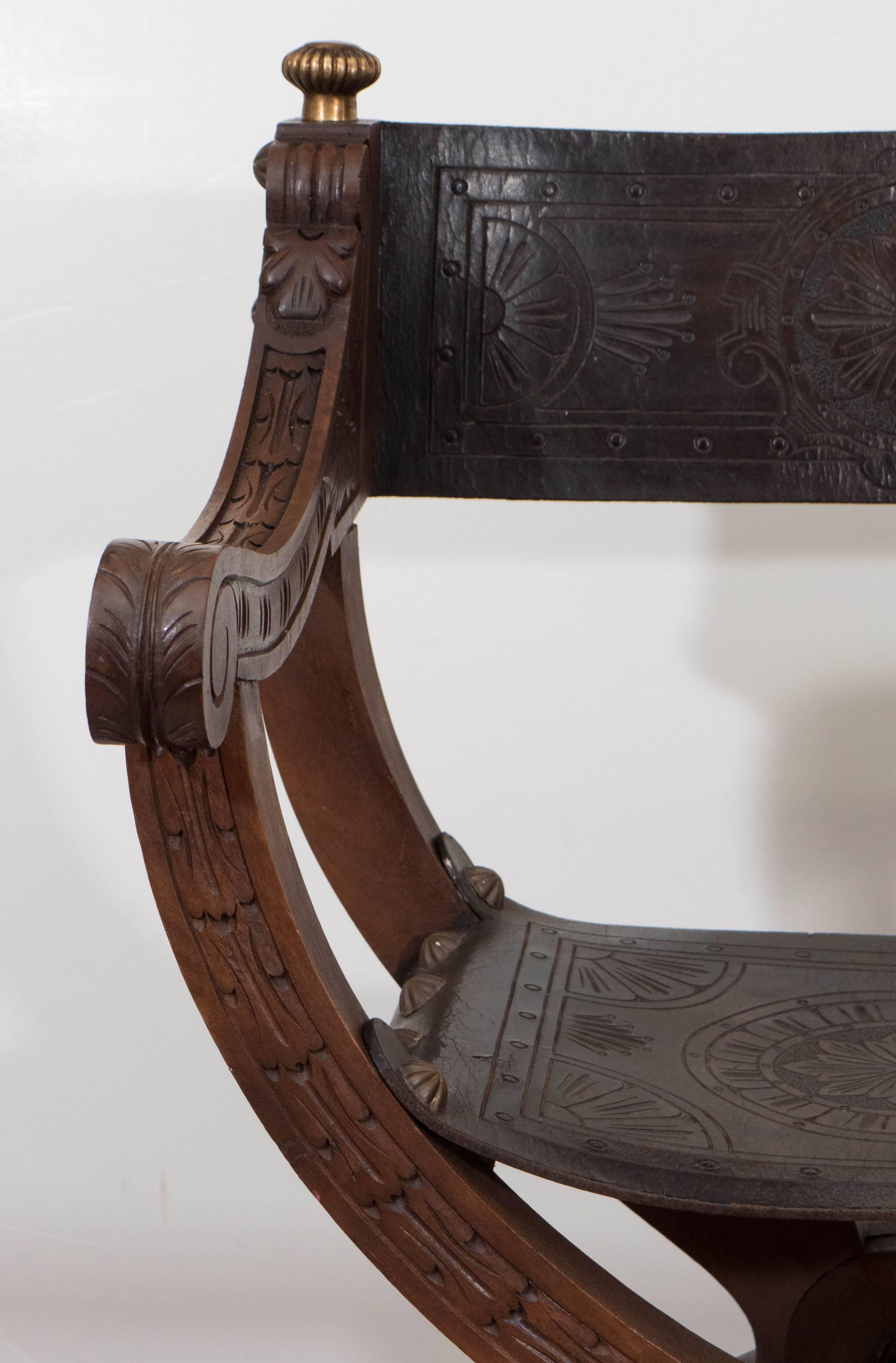 Mid-Century Modern Mid-Century Italian Savonarola Folding Armchair in Carved Walnut and Leather