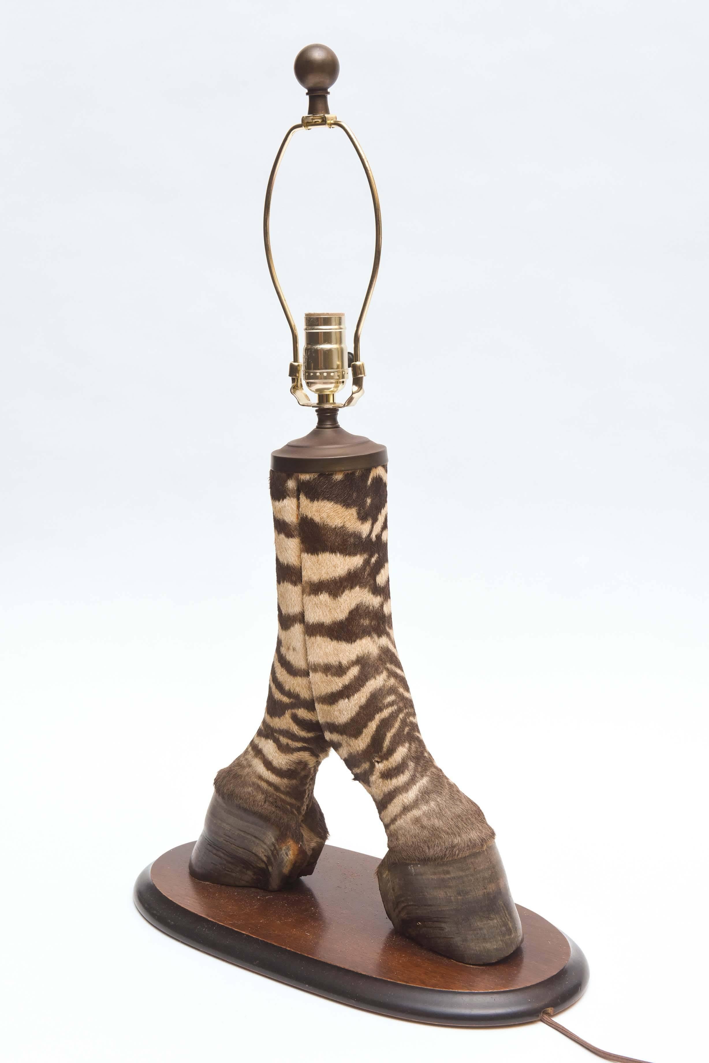 Uncommon Zebra Hoof Lamp In Good Condition In West Palm Beach, FL