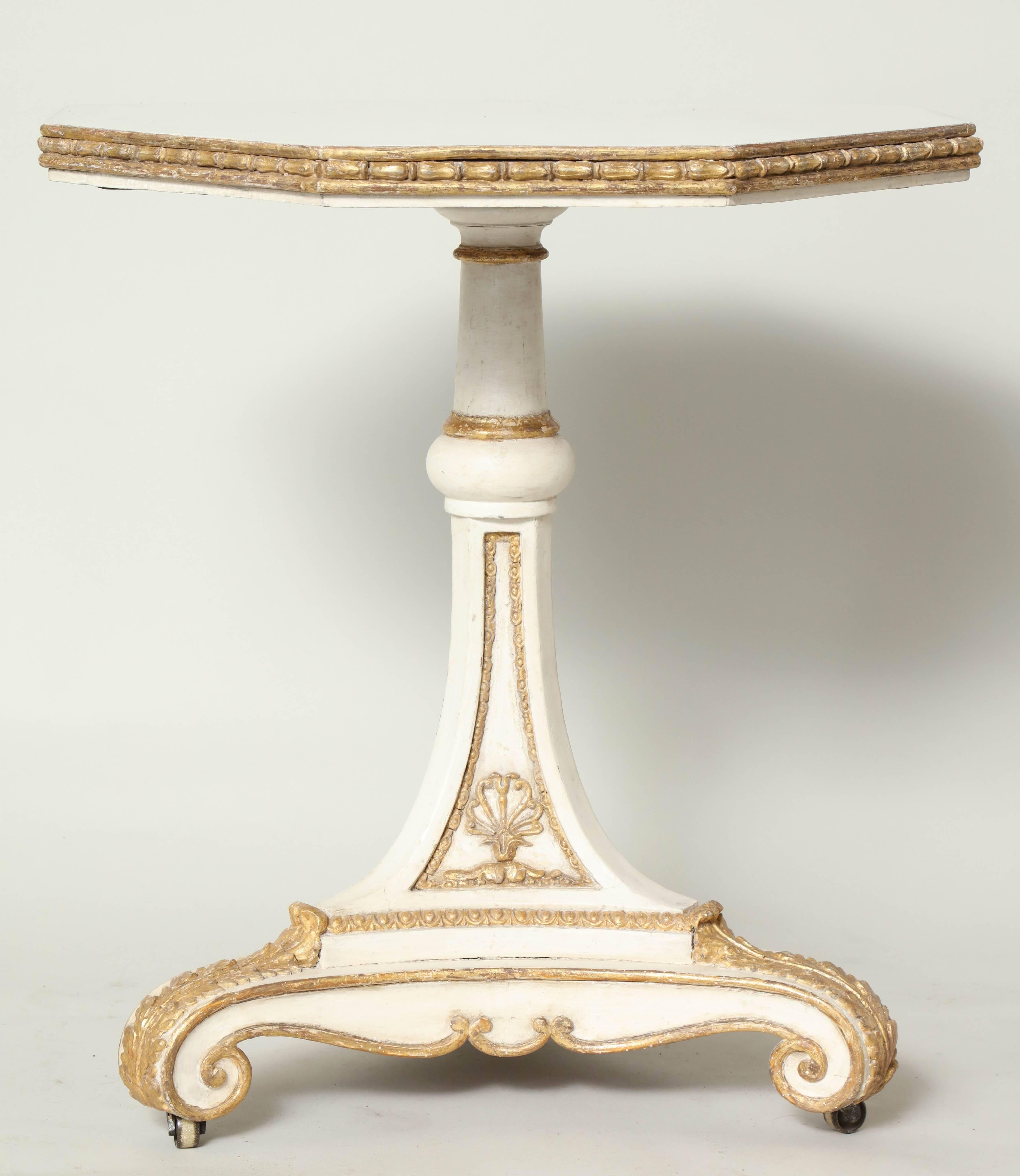 Regency Octagonal End Table For Sale