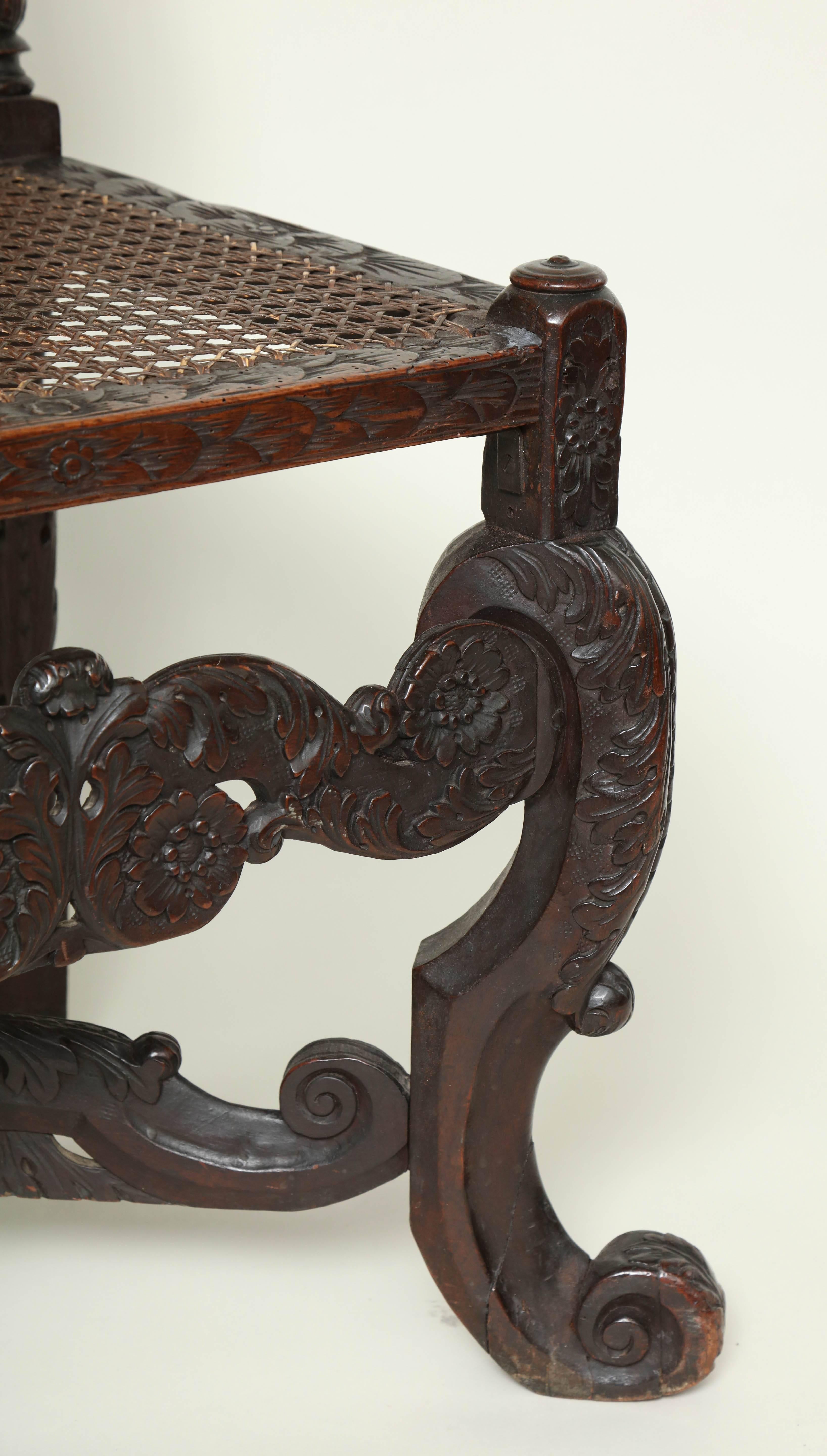 Late 17th Century Rare Pair of James II Walnut Hall Chairs For Sale