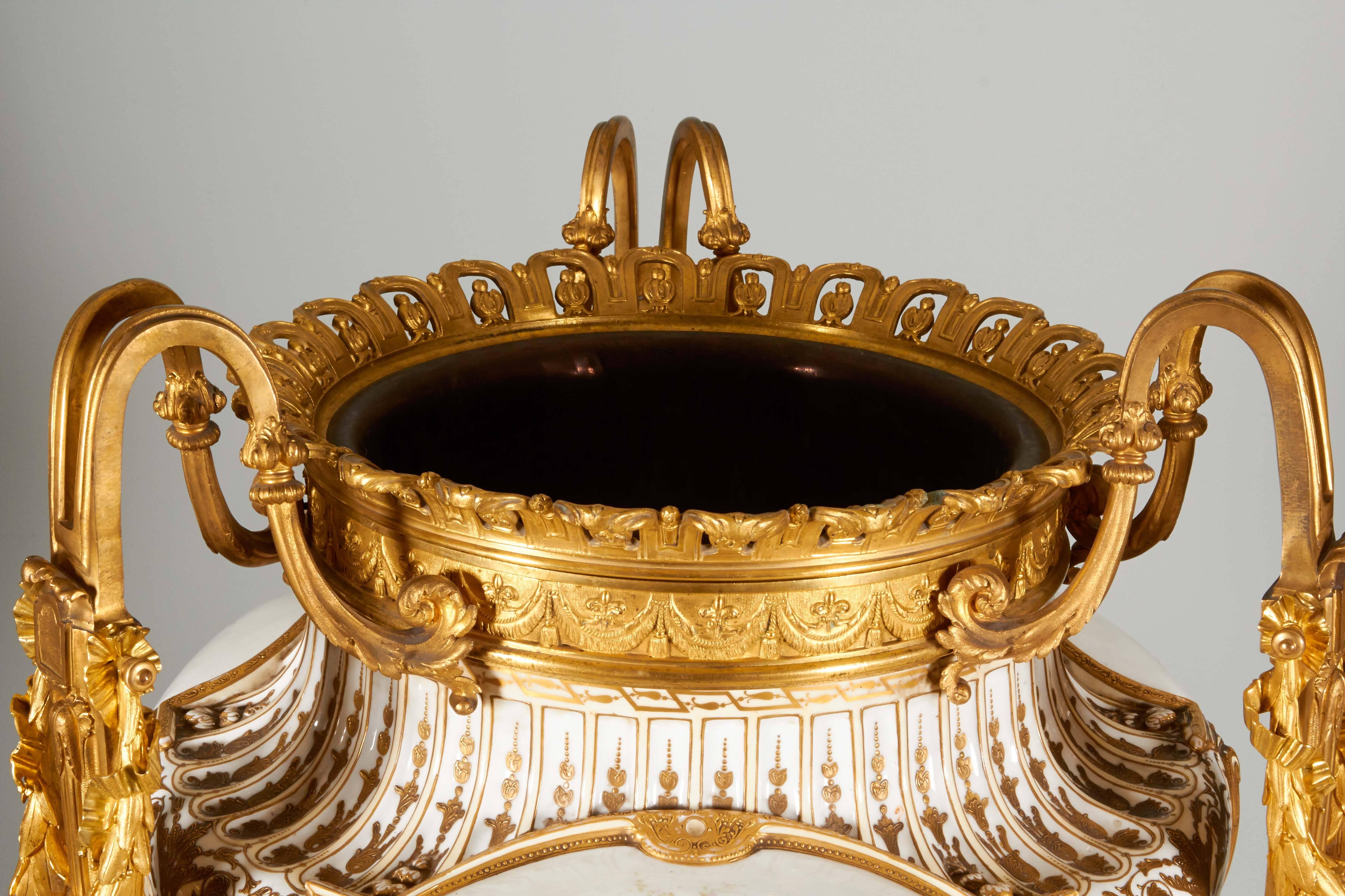 Important and Palatial Ormolu and Sèvres Style Porcelain Jardiniere Vase 3