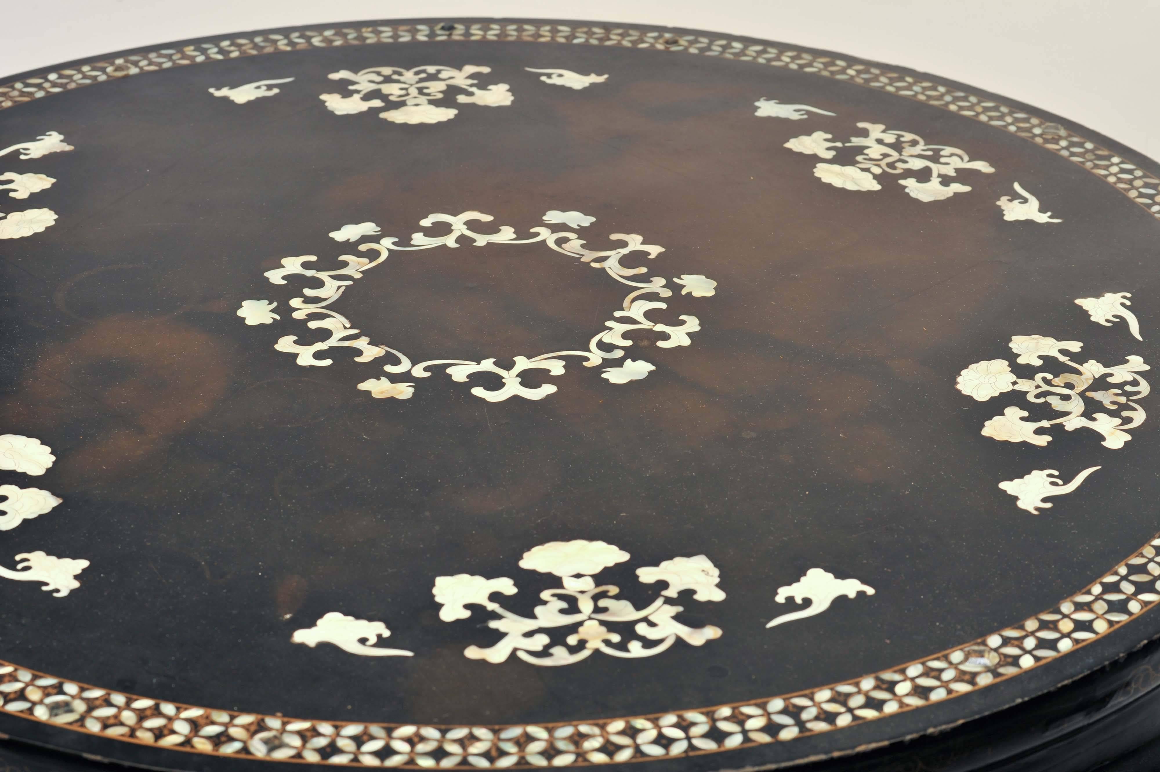 19th Century Chinese Mother-of-pearl Table In Fair Condition In London, GB
