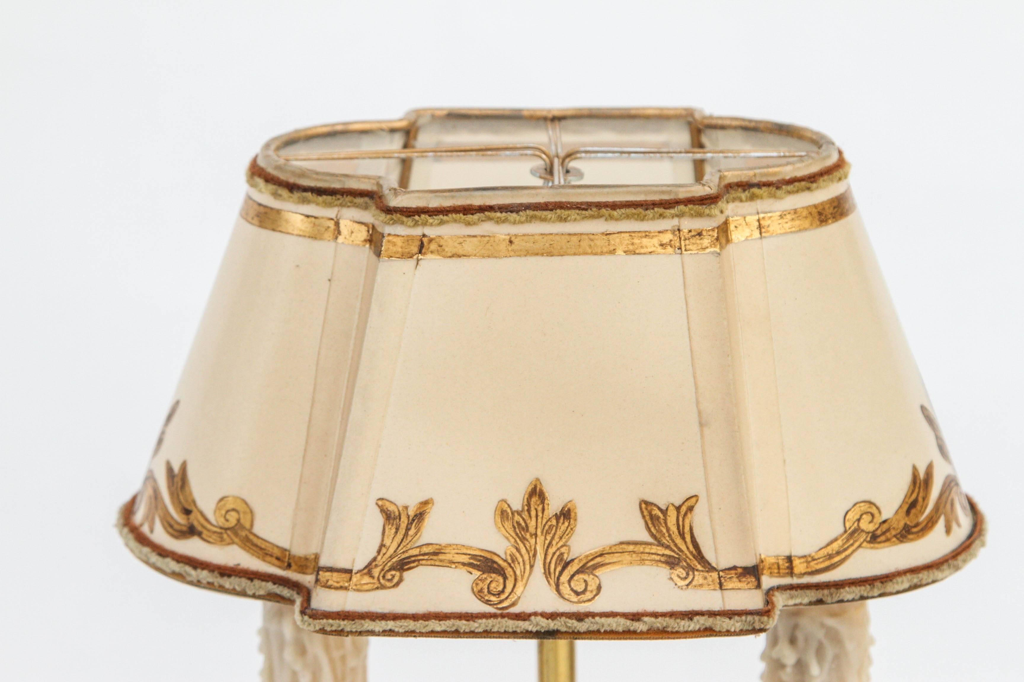 Paire de lampes à bougie Dor en bronze du XIXe siècle de style français en vente 2