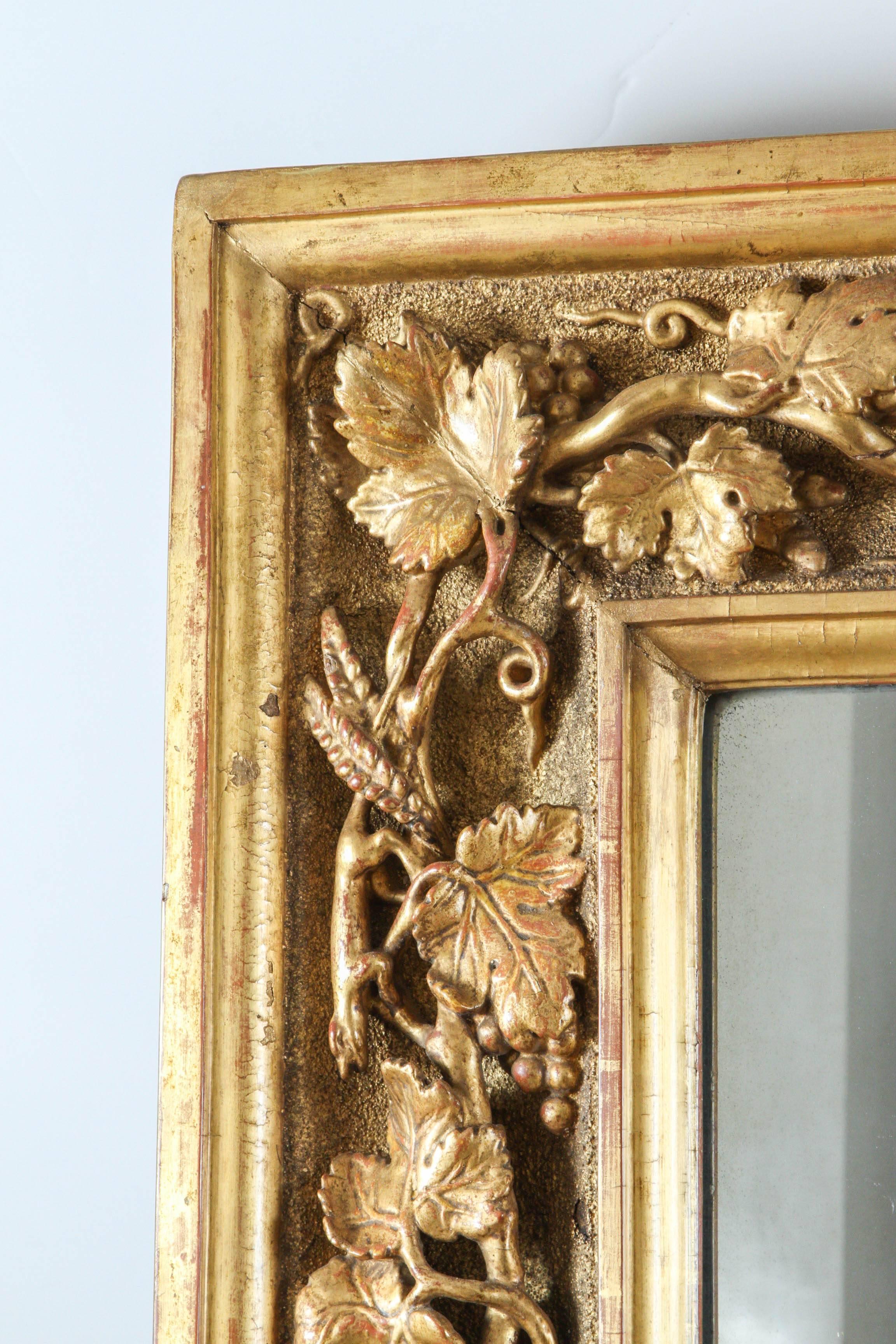 Englischer geschnitzter Spiegel aus vergoldetem Holz aus dem 18. Jahrhundert im Angebot 2