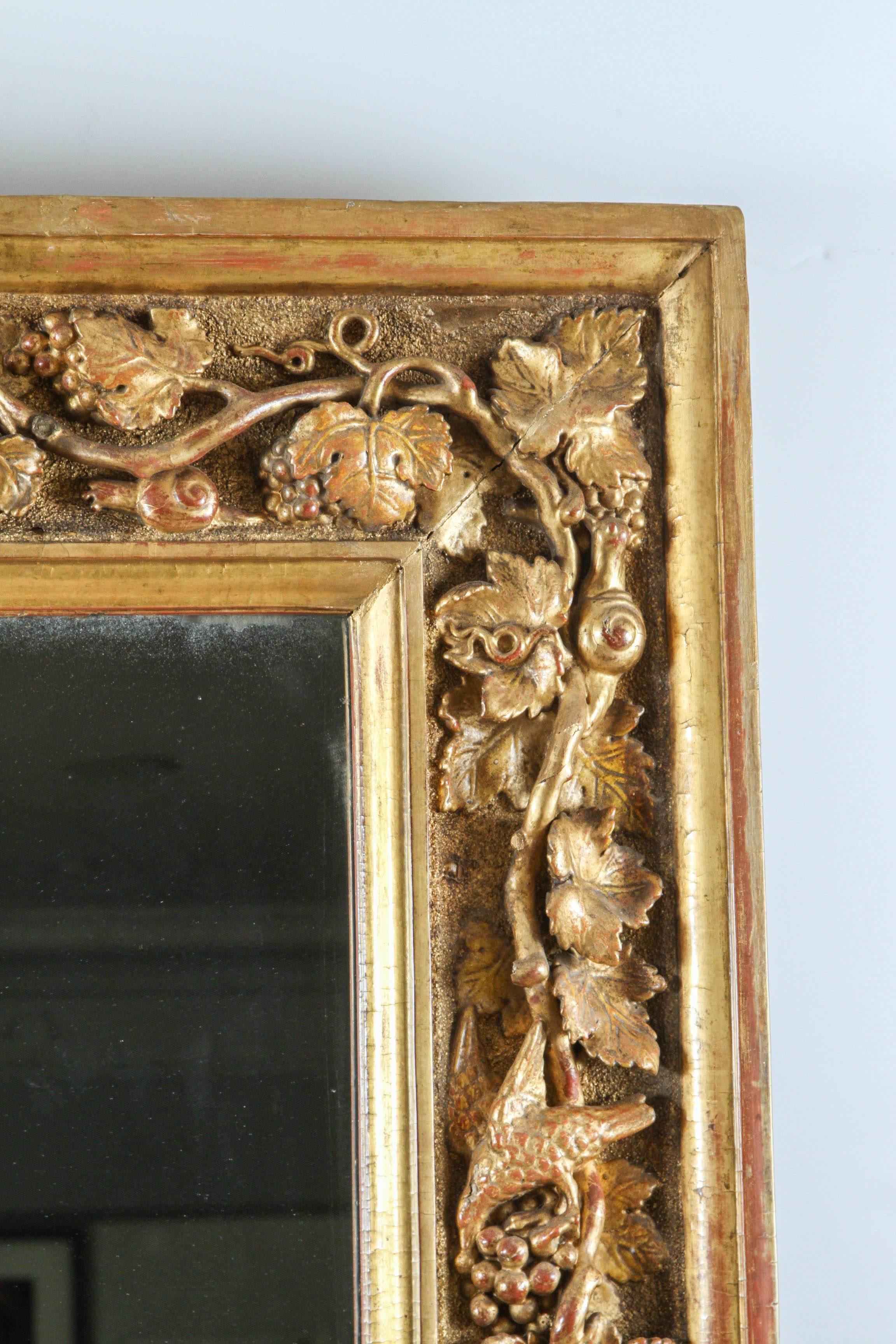 Englischer geschnitzter Spiegel aus vergoldetem Holz aus dem 18. Jahrhundert im Angebot 3