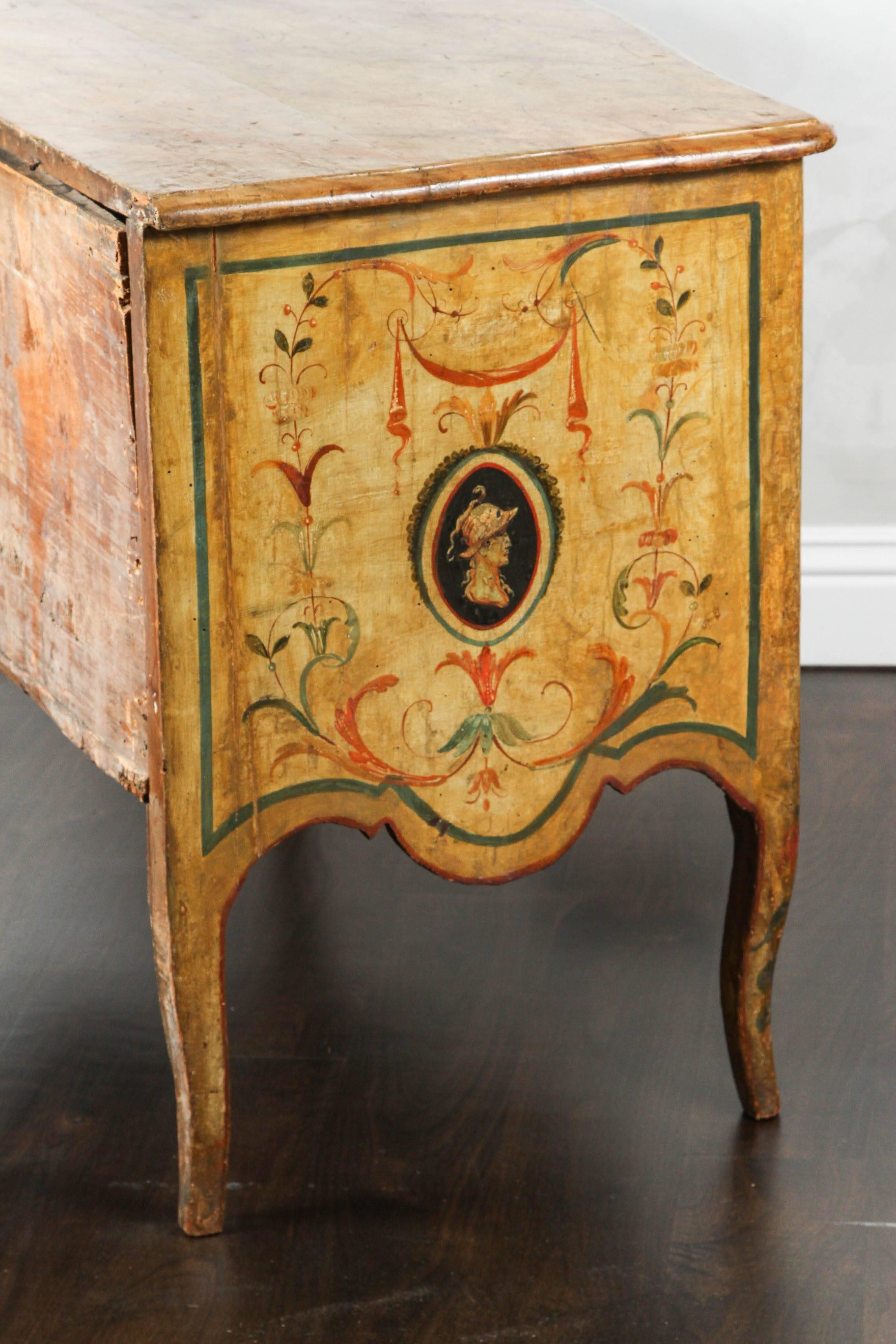 Early 19th Century Italian Two-Drawer Commode For Sale 3