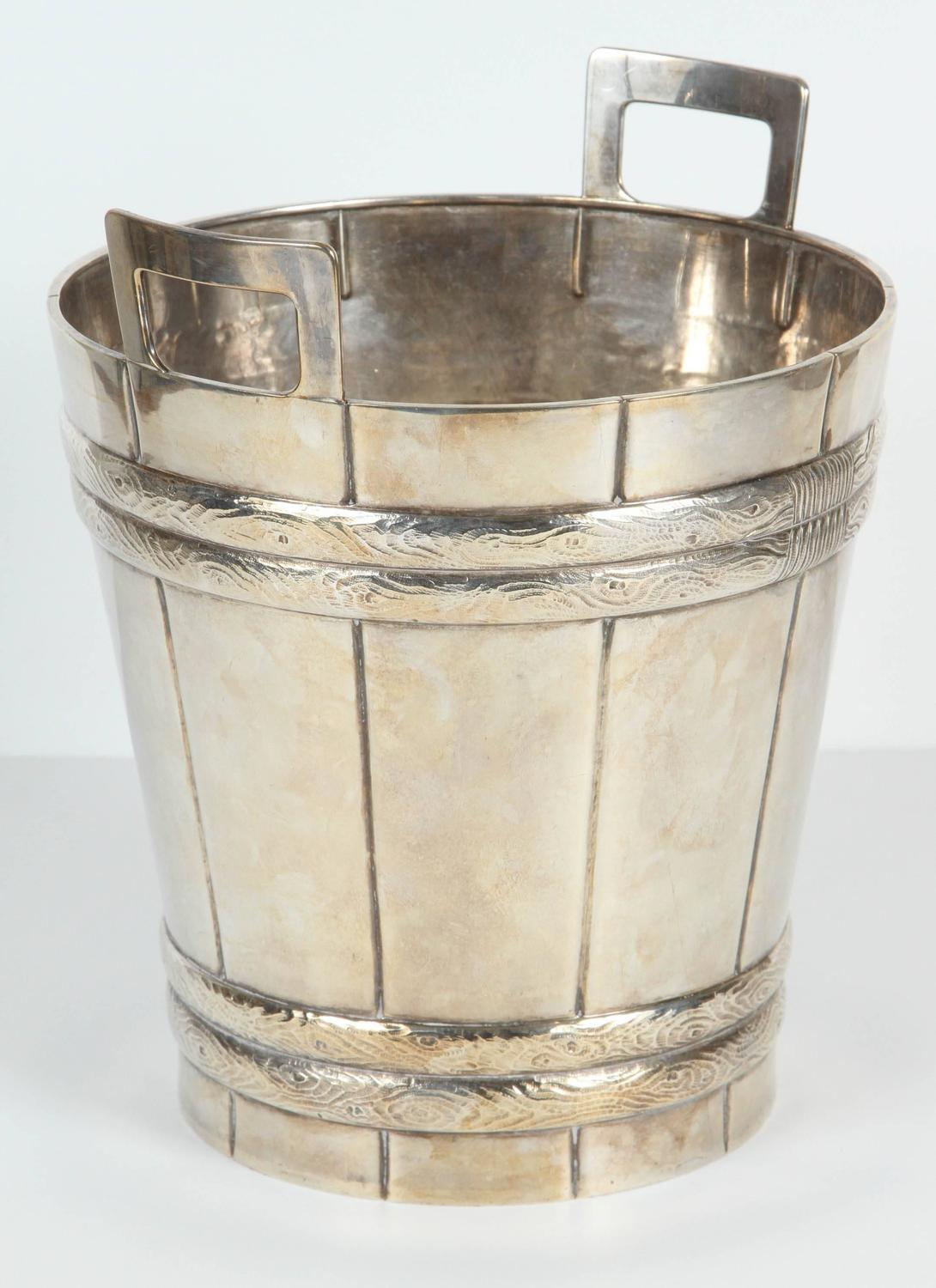 Single Sterling Silver Ice Bucket Signed Tiffany and Co. For Sale at