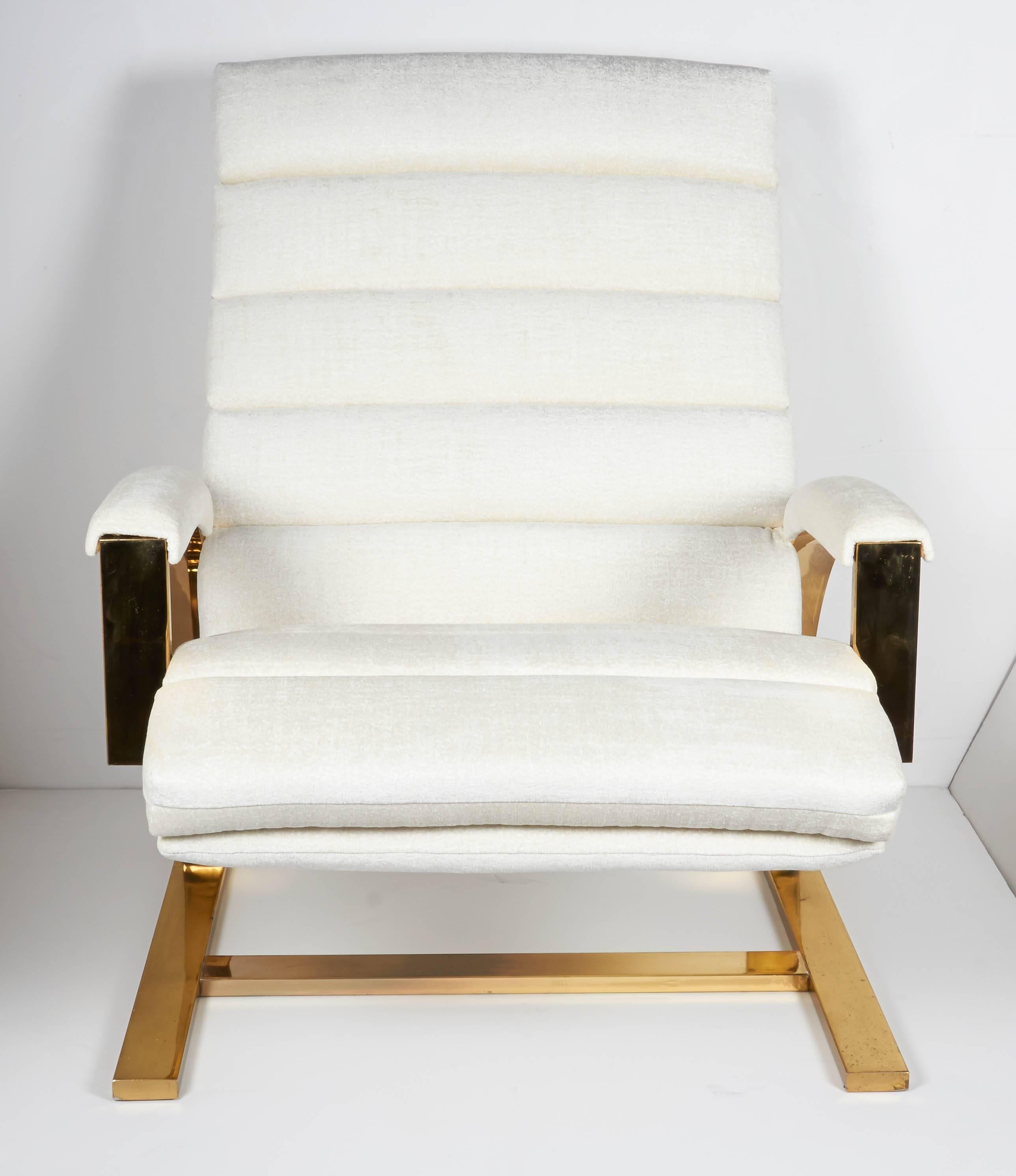 Mid-Century Modern Pair of Rare Milo Baughman Lounge Chairs with Brass Cantilevered Frames