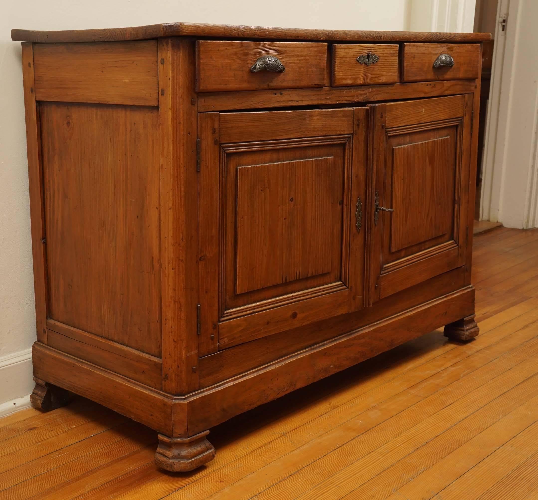 Pine Three-Drawer, Two-Door Buffet 2