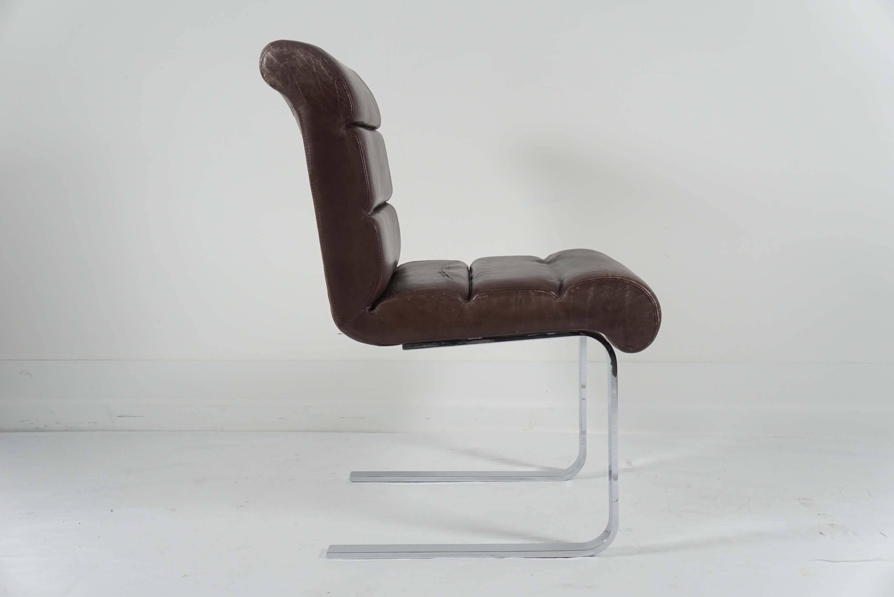 Looking for a pair of Lugano chairs, look no further.
Leather shows wear and frames have light scratching.
 