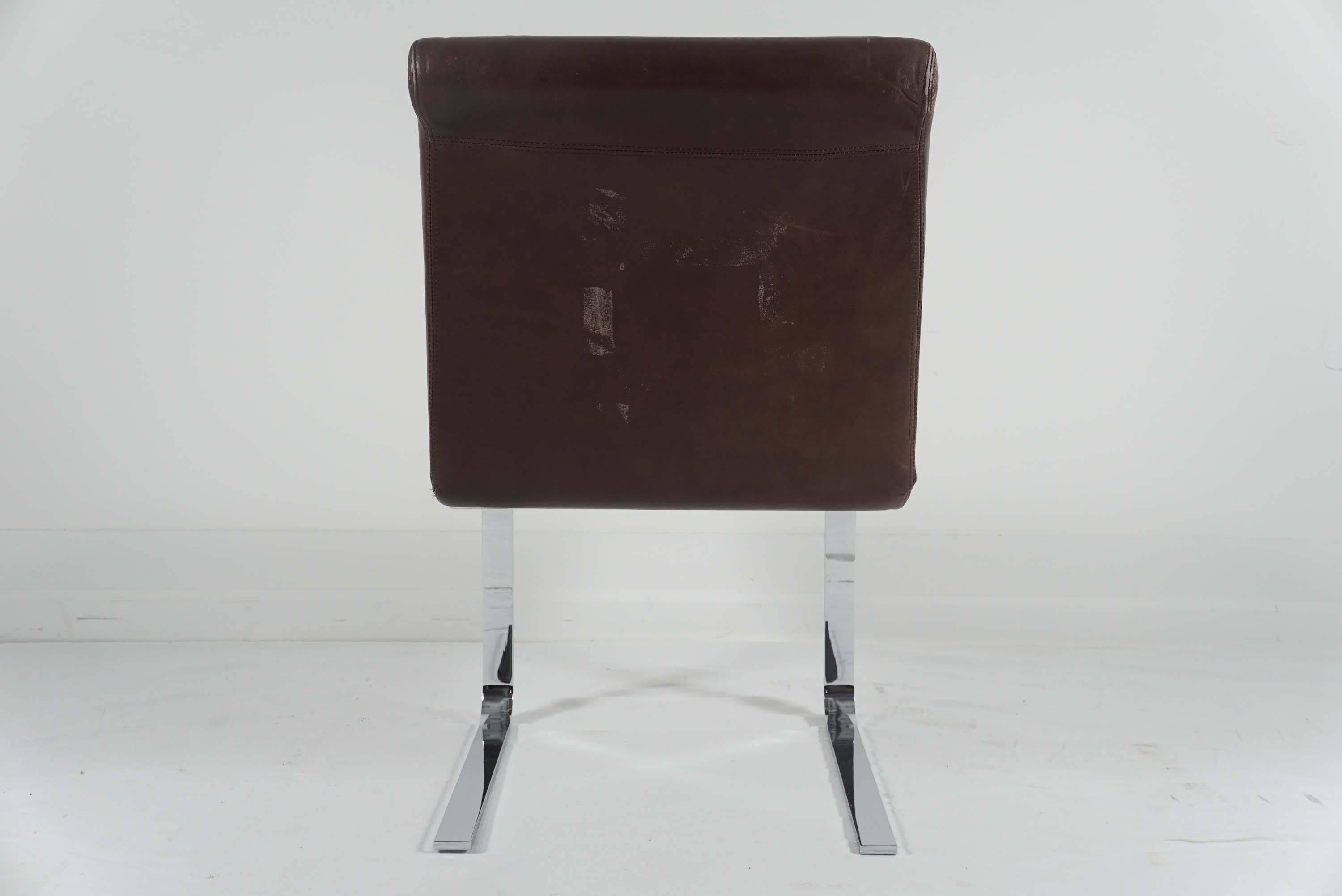 Mid-Century Modern Pair of Pace Collection Dining Chairs in Leather and Chrome For Sale