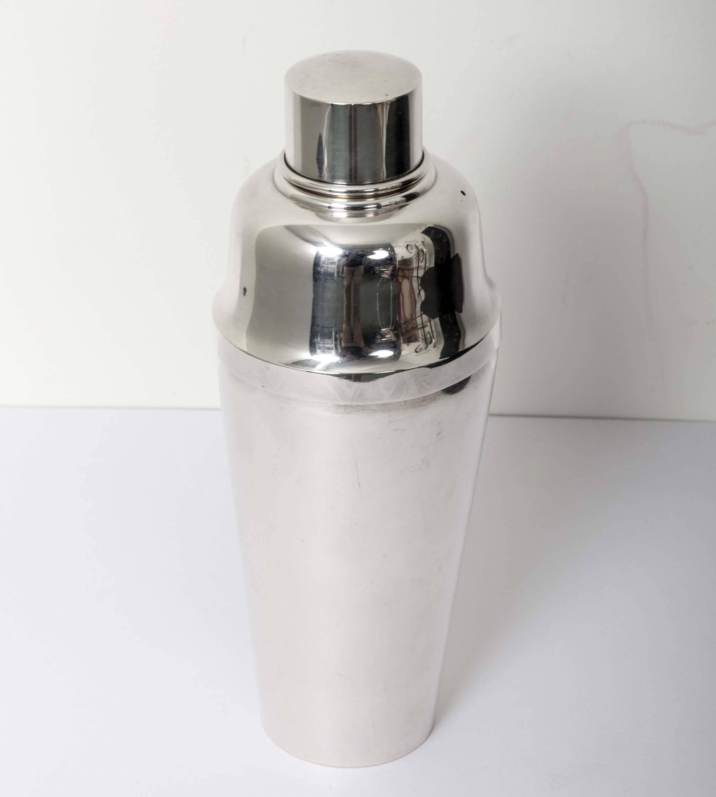 Classically shaped 950 sterling silver cocktail shaker.
