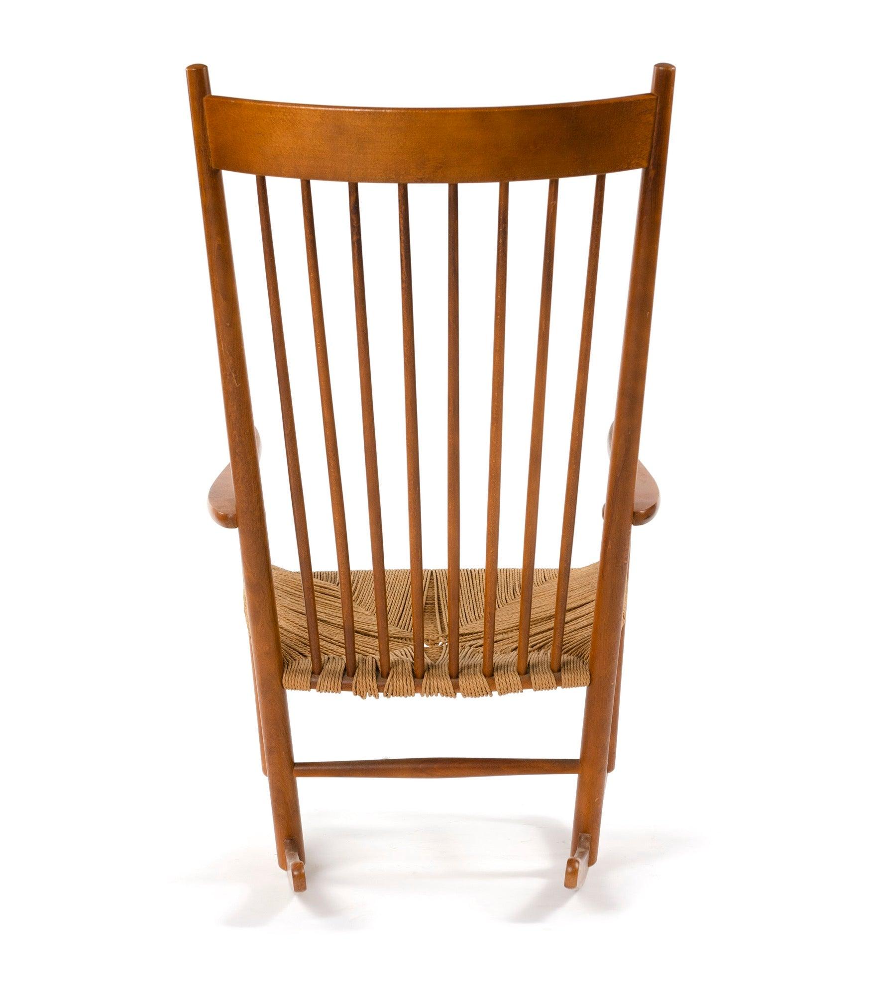 Chaise à bascule Shaker The J 16 de Hans J. Wegner pour FDB Excellent état - En vente à Sagaponack, NY