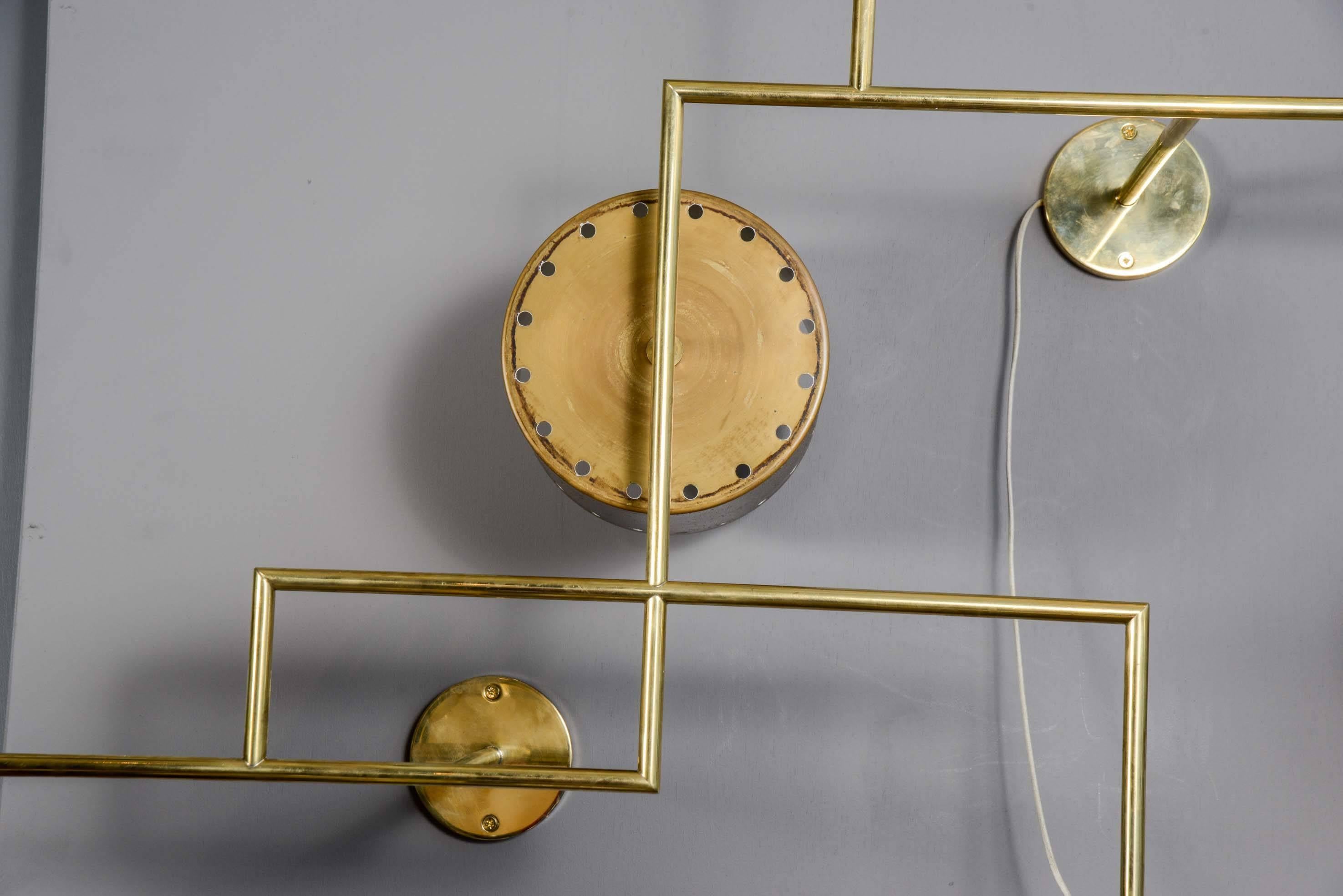 Geometric Brass Wall Sconce by Diego Mardegan for Glustin Luminaires In Excellent Condition In Saint-Ouen, IDF